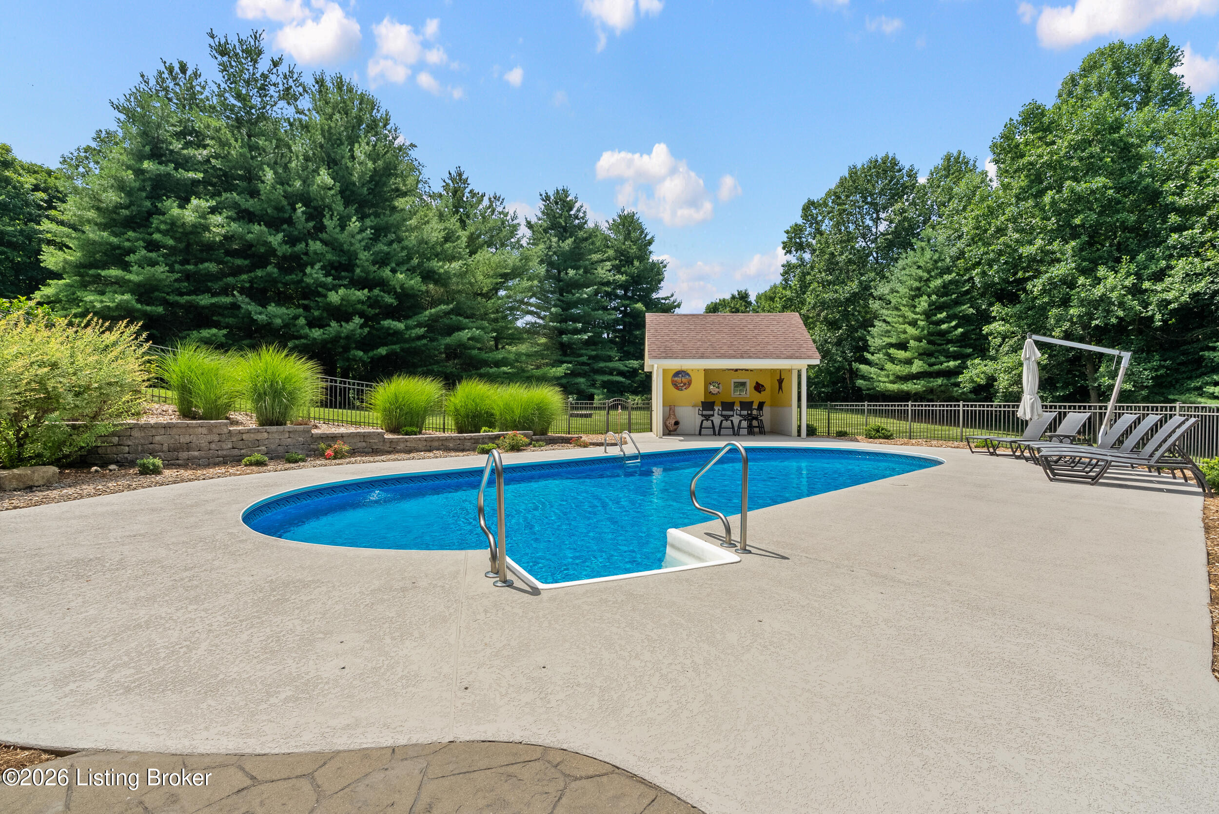 3616 Eagles Trace Property Photo 3