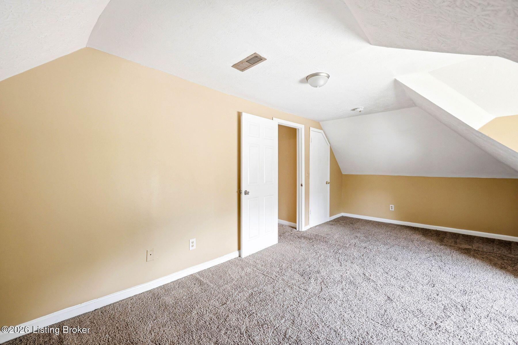 3712 W Broadway Property Photo 31
