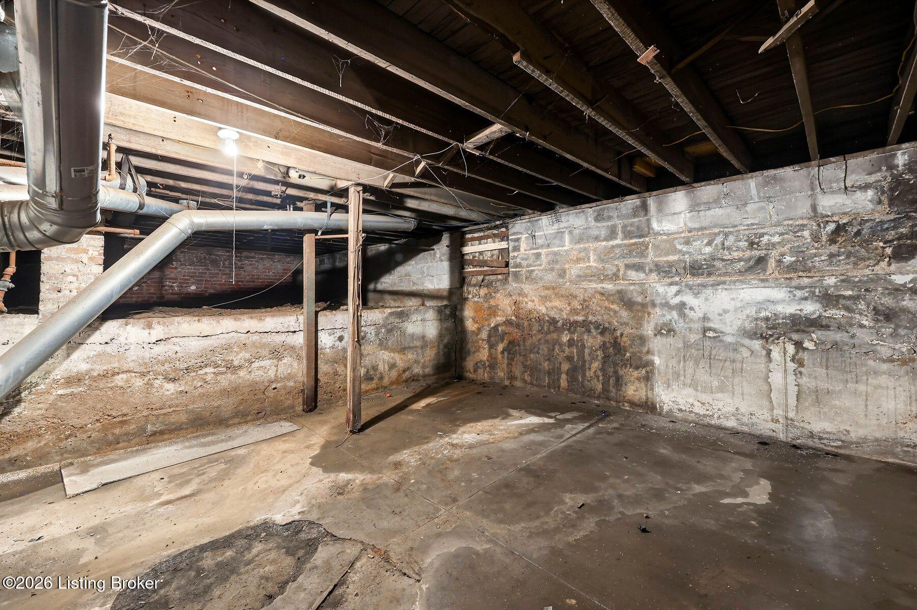 3712 W Broadway Property Photo 38