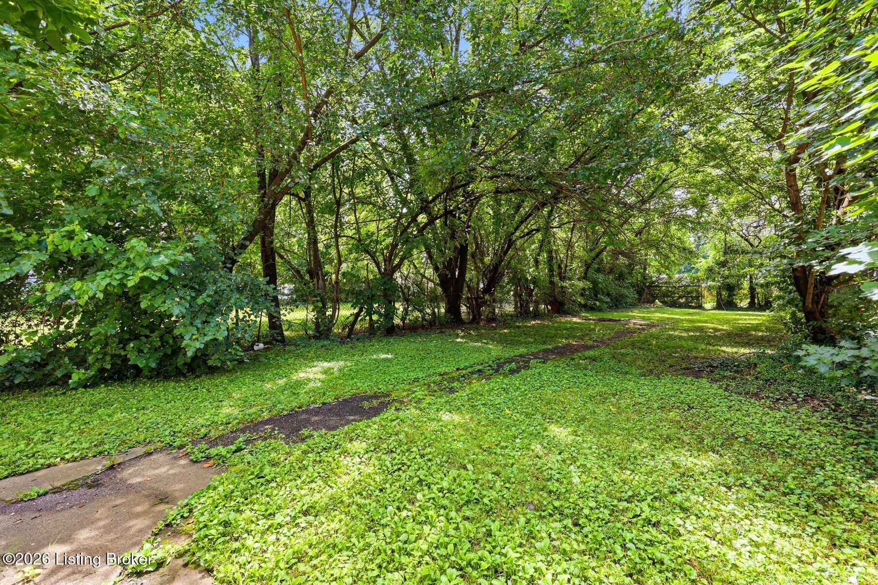 3712 W Broadway Property Photo 43