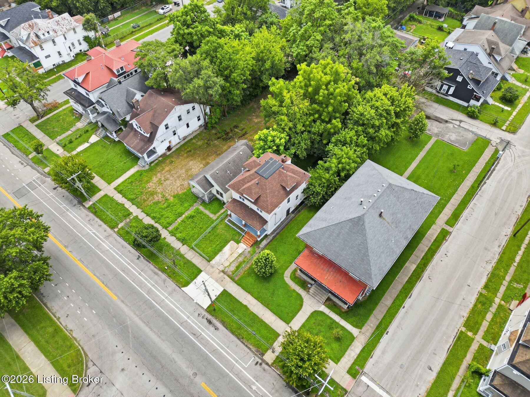 3712 W Broadway Property Photo 46