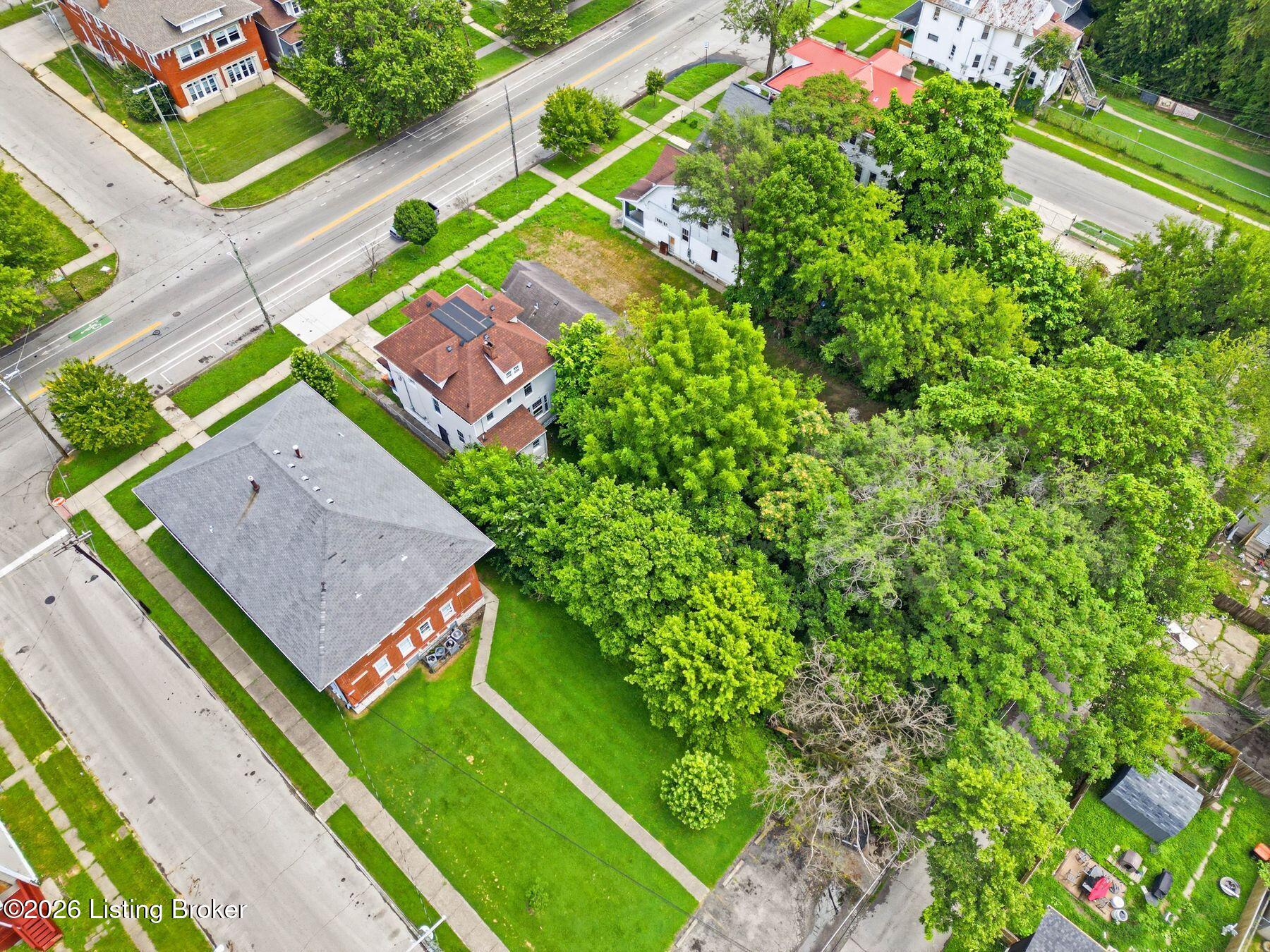 3712 W Broadway Property Photo 47