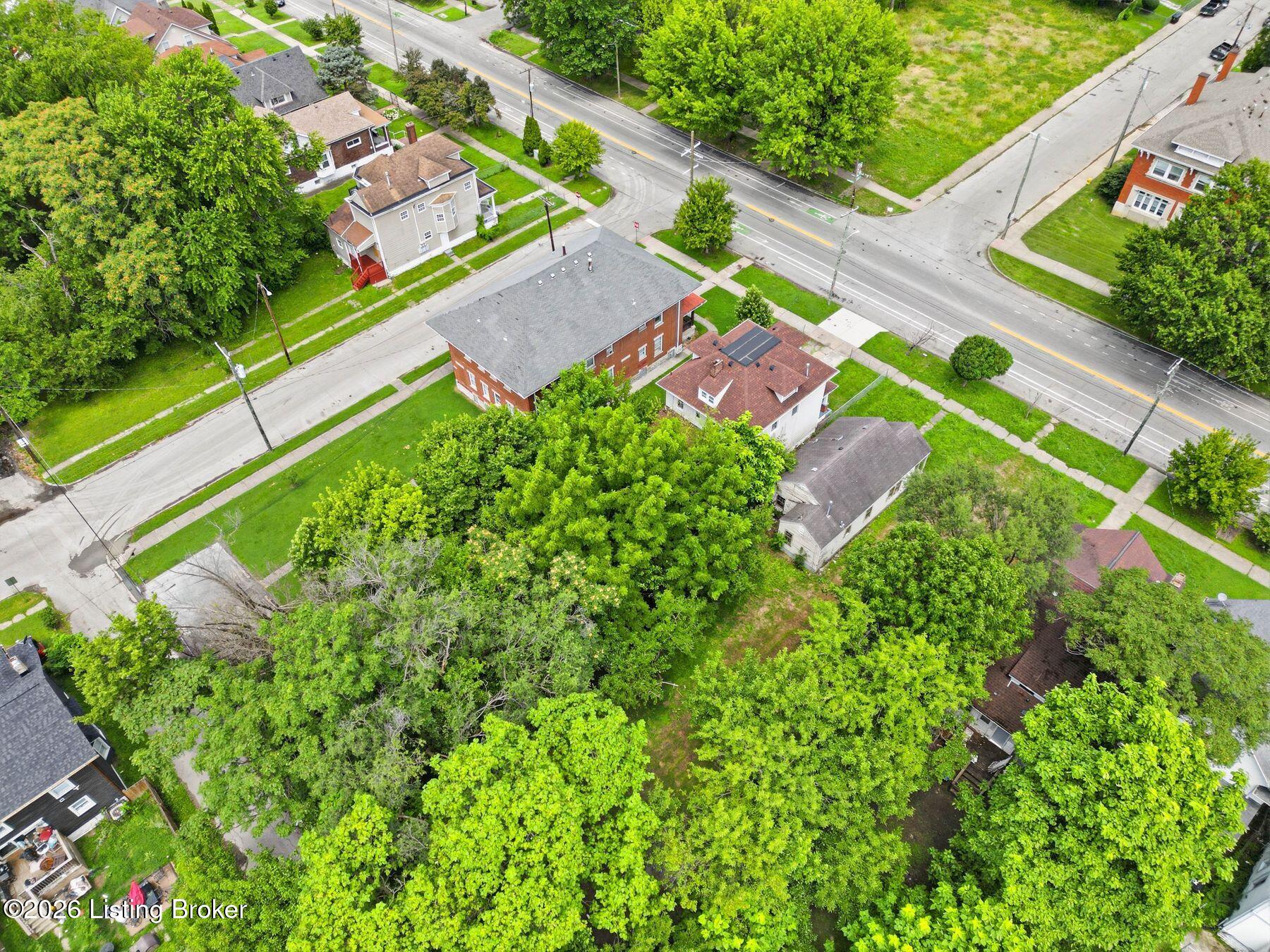 3712 W Broadway Property Photo 48