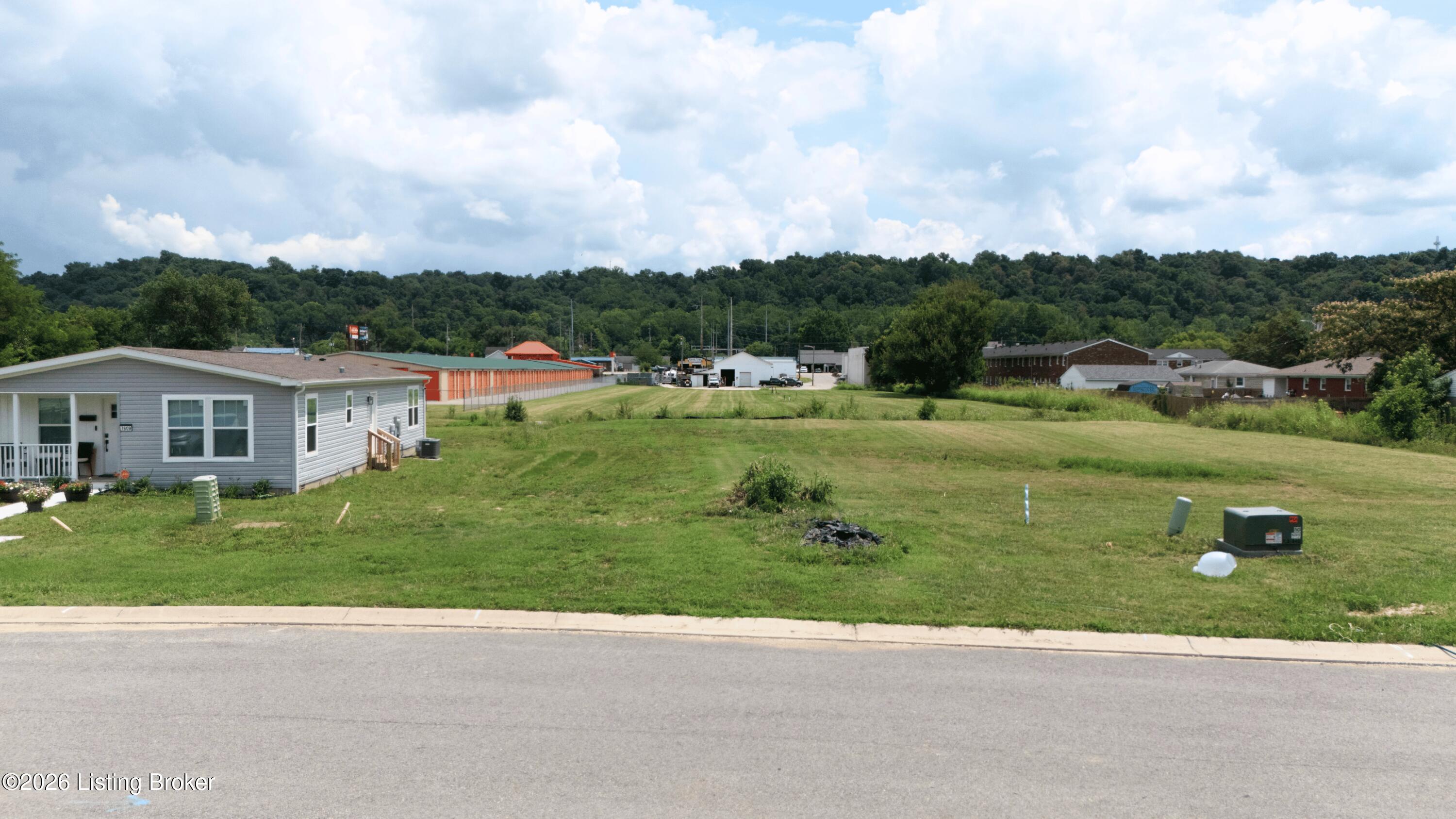 7611 Virginia Rd Property Photo 4