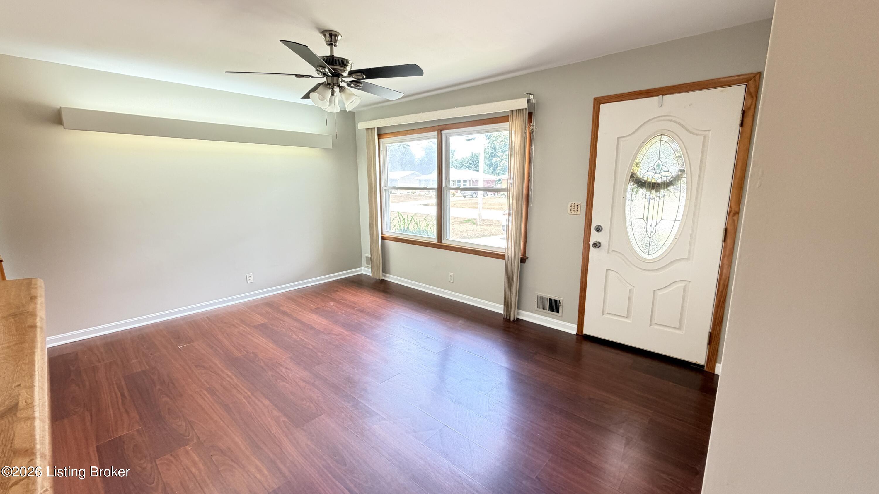 2522 Adrienne Way Property Photo 4
