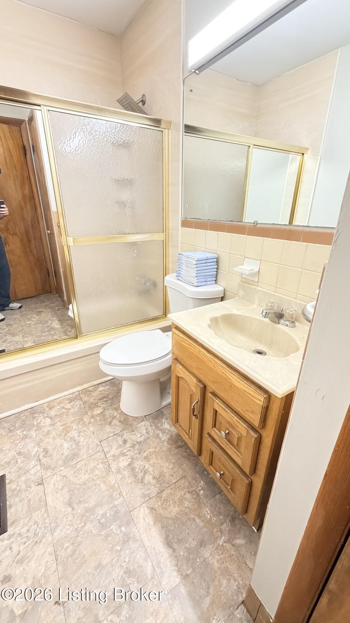 2522 Adrienne Way Property Photo 7