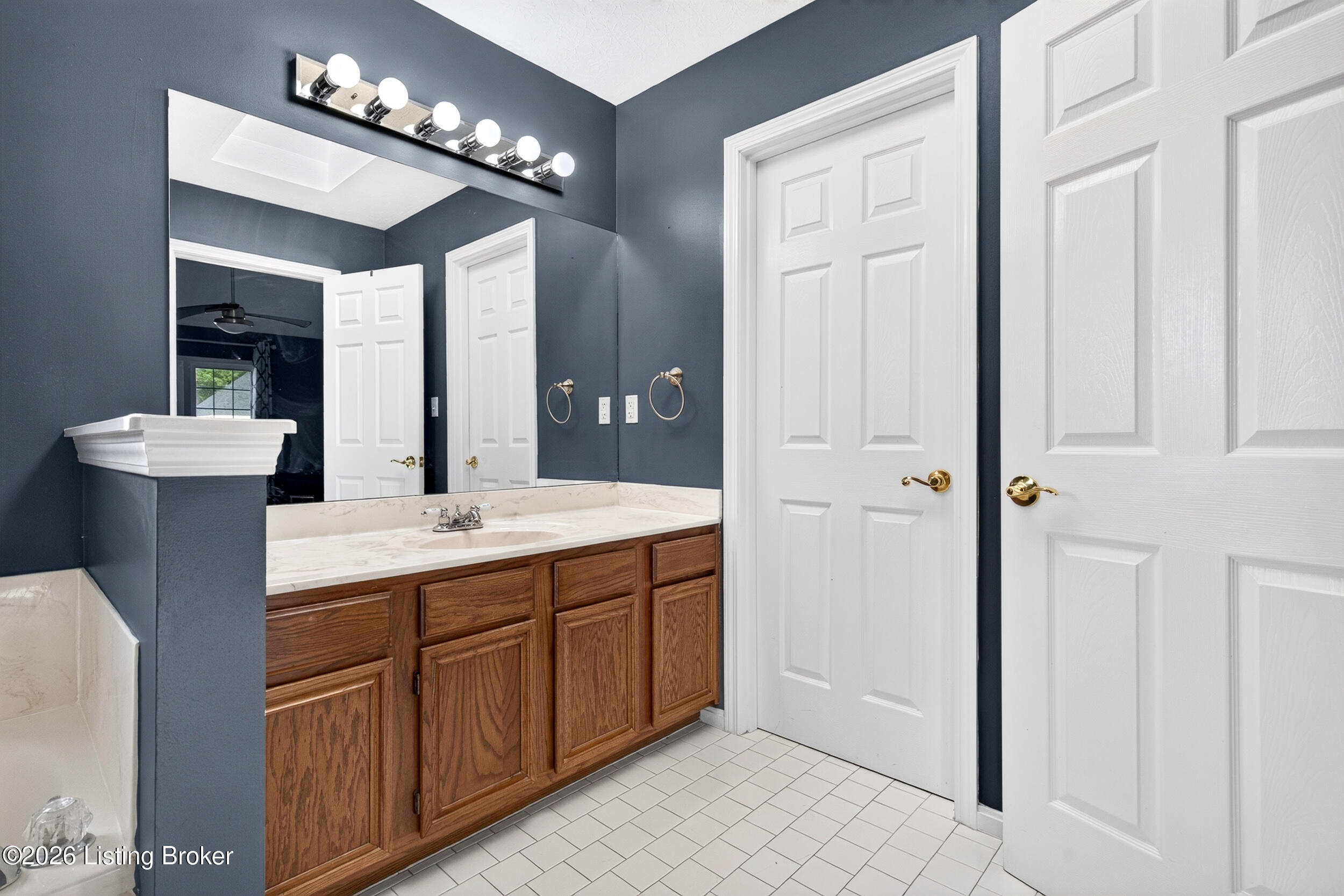 7603 Parkridge Trace Property Photo 36