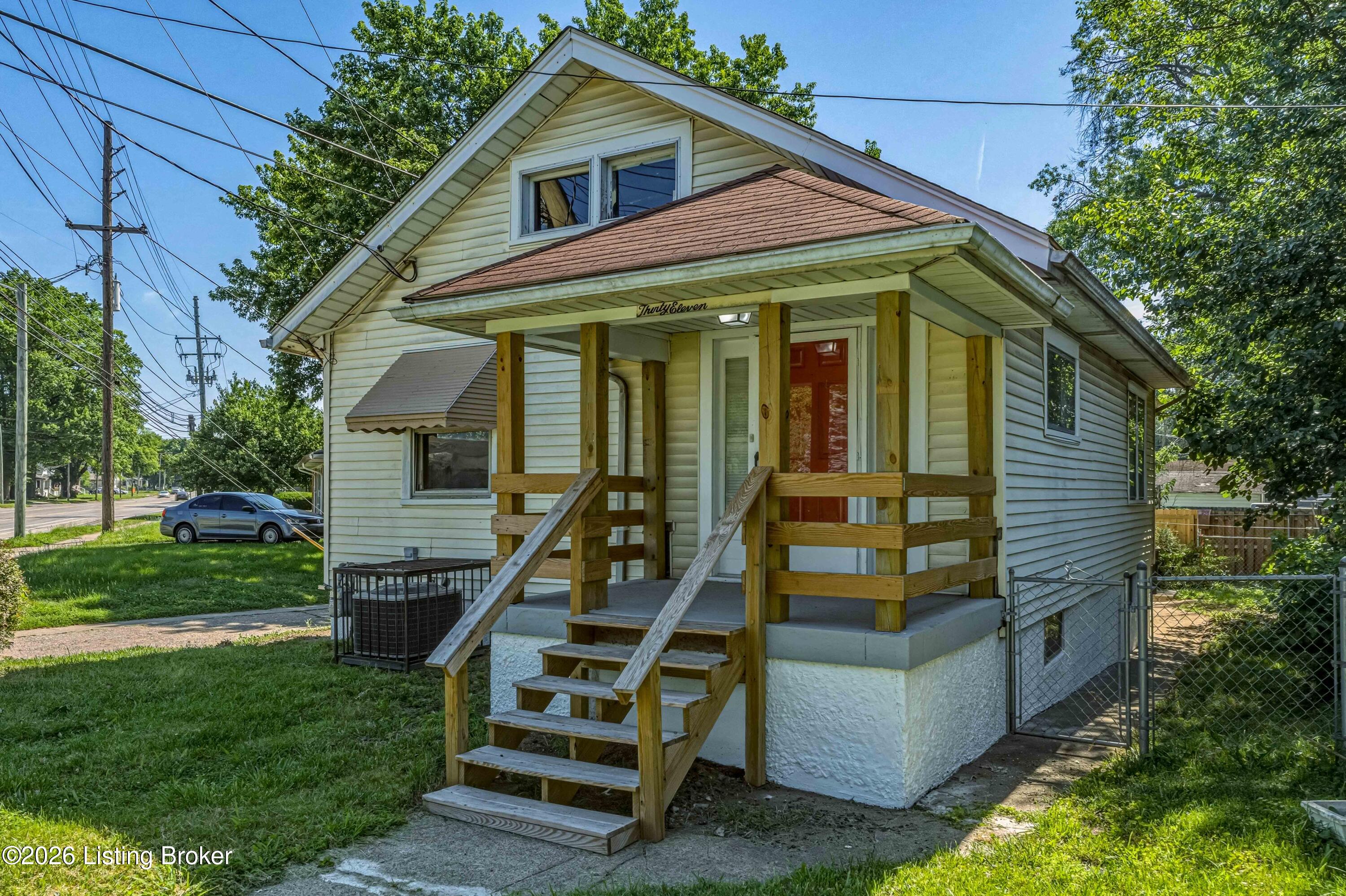3011 Taylor Blvd Property Photo 2