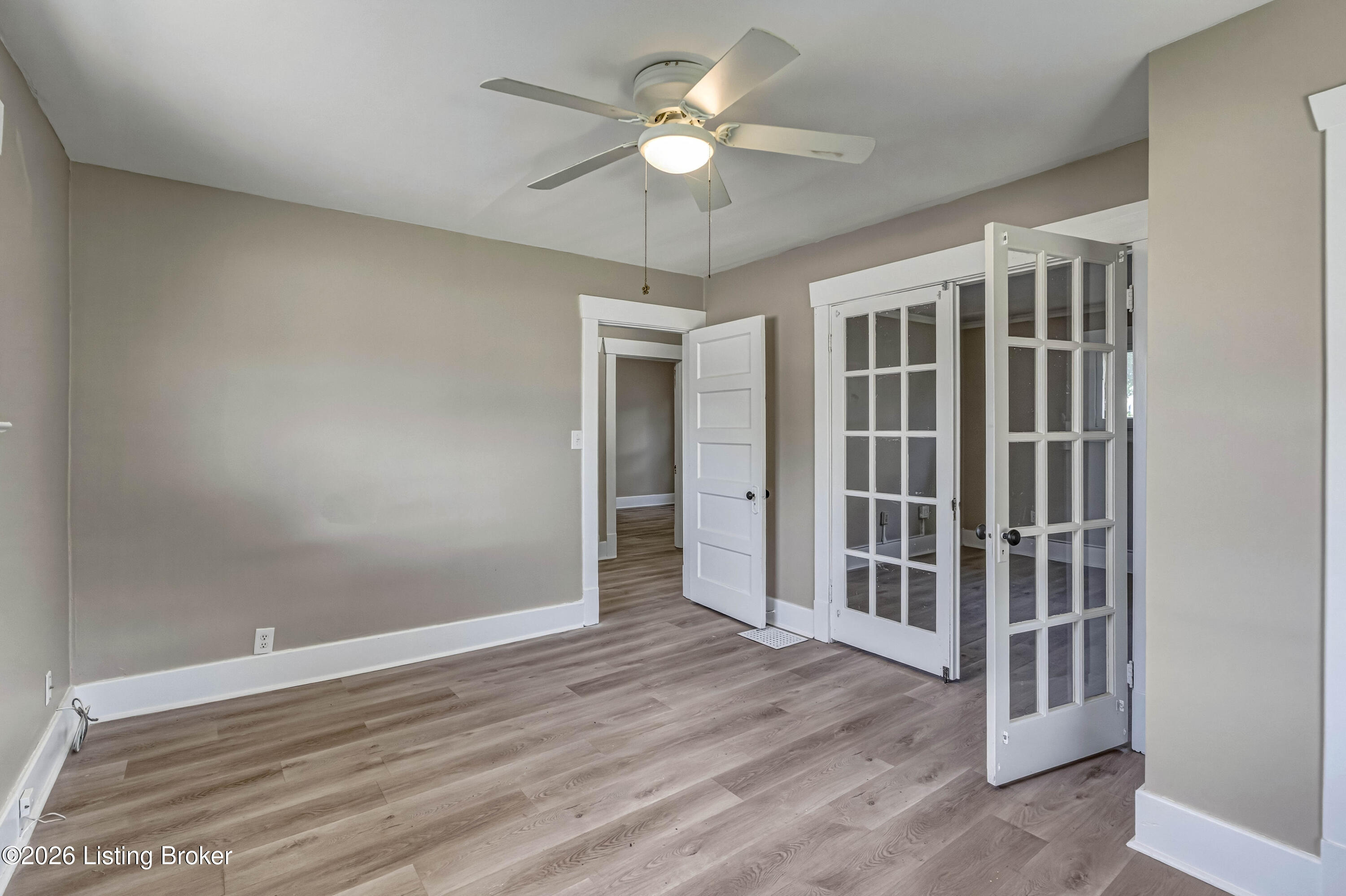 3011 Taylor Blvd Property Photo 6