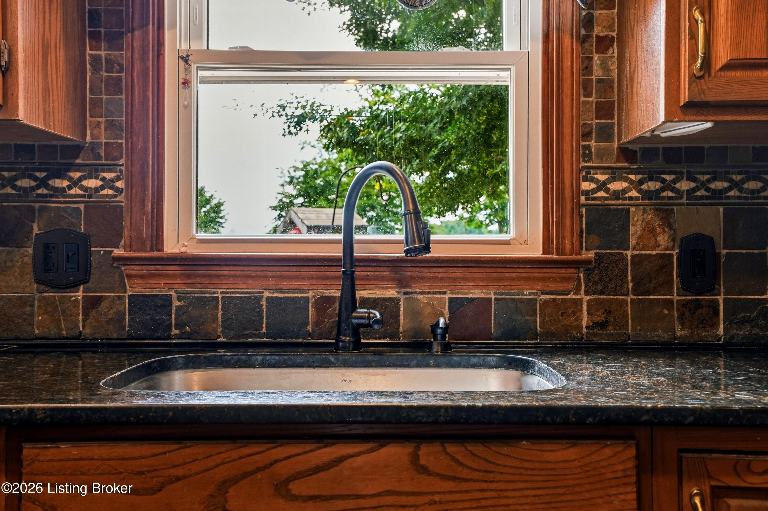 2211 Outer Circle Dr Property Photo 11