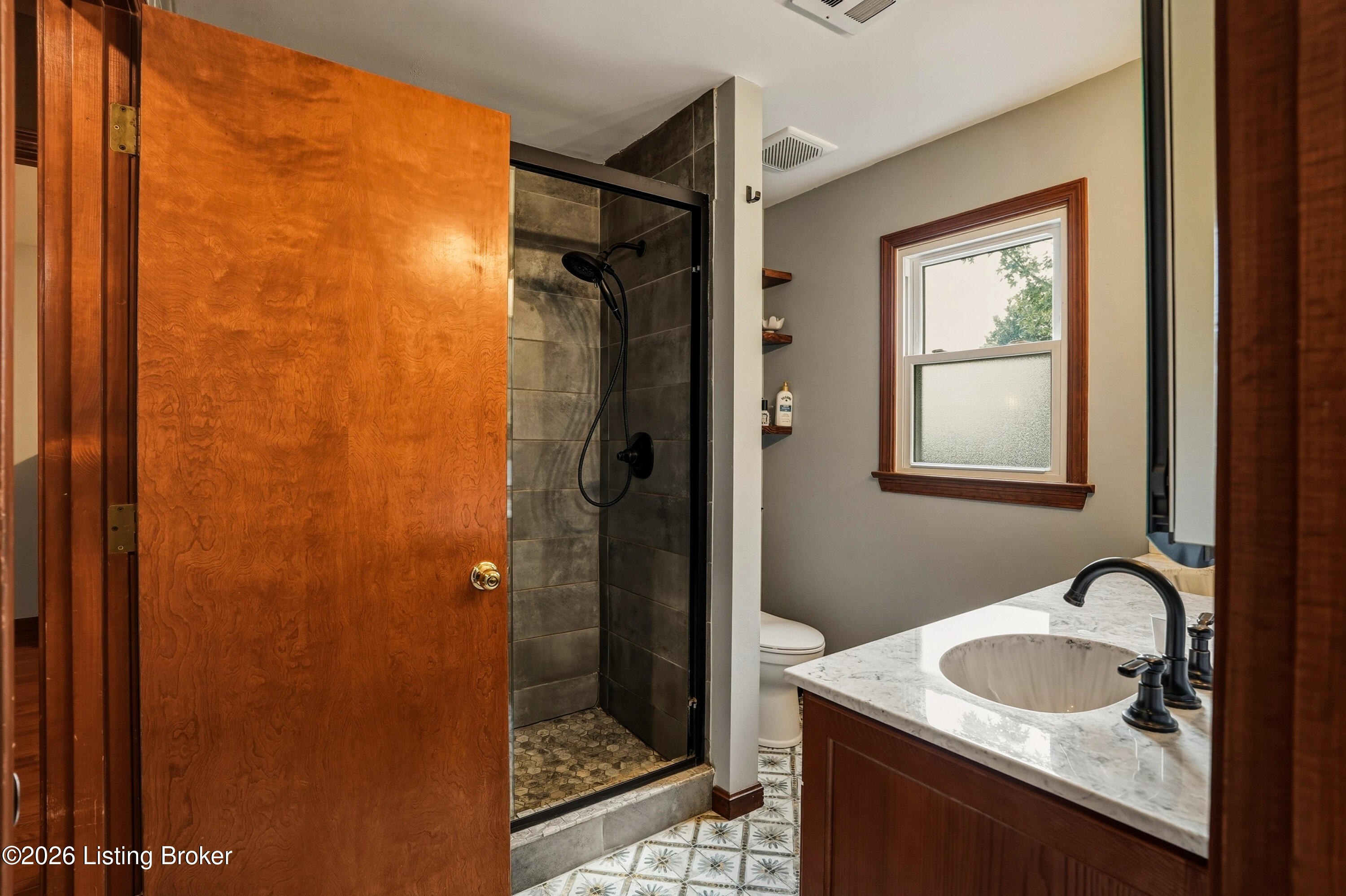 2211 Outer Circle Dr Property Photo 23
