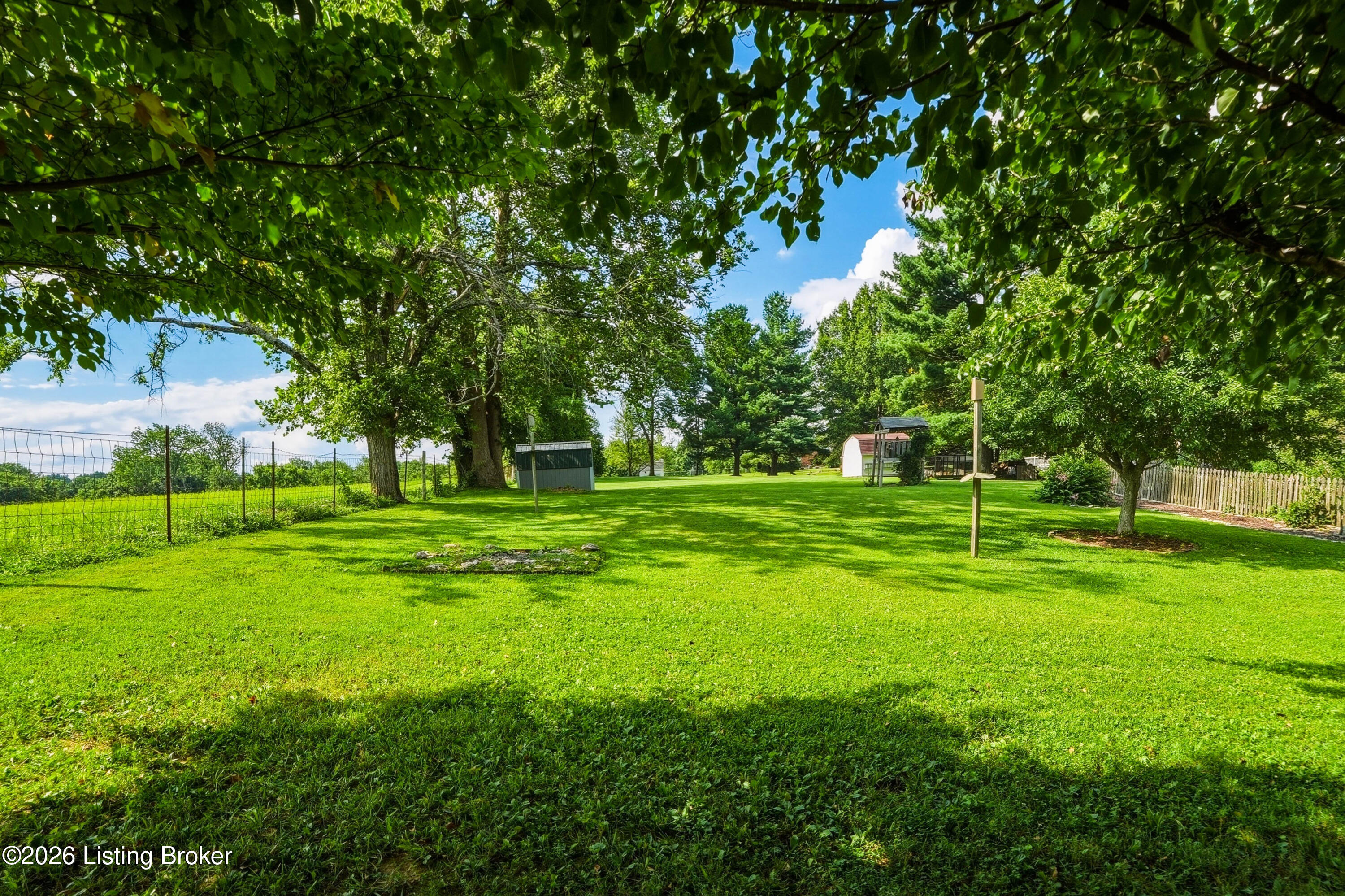2211 Outer Circle Dr Property Photo 44