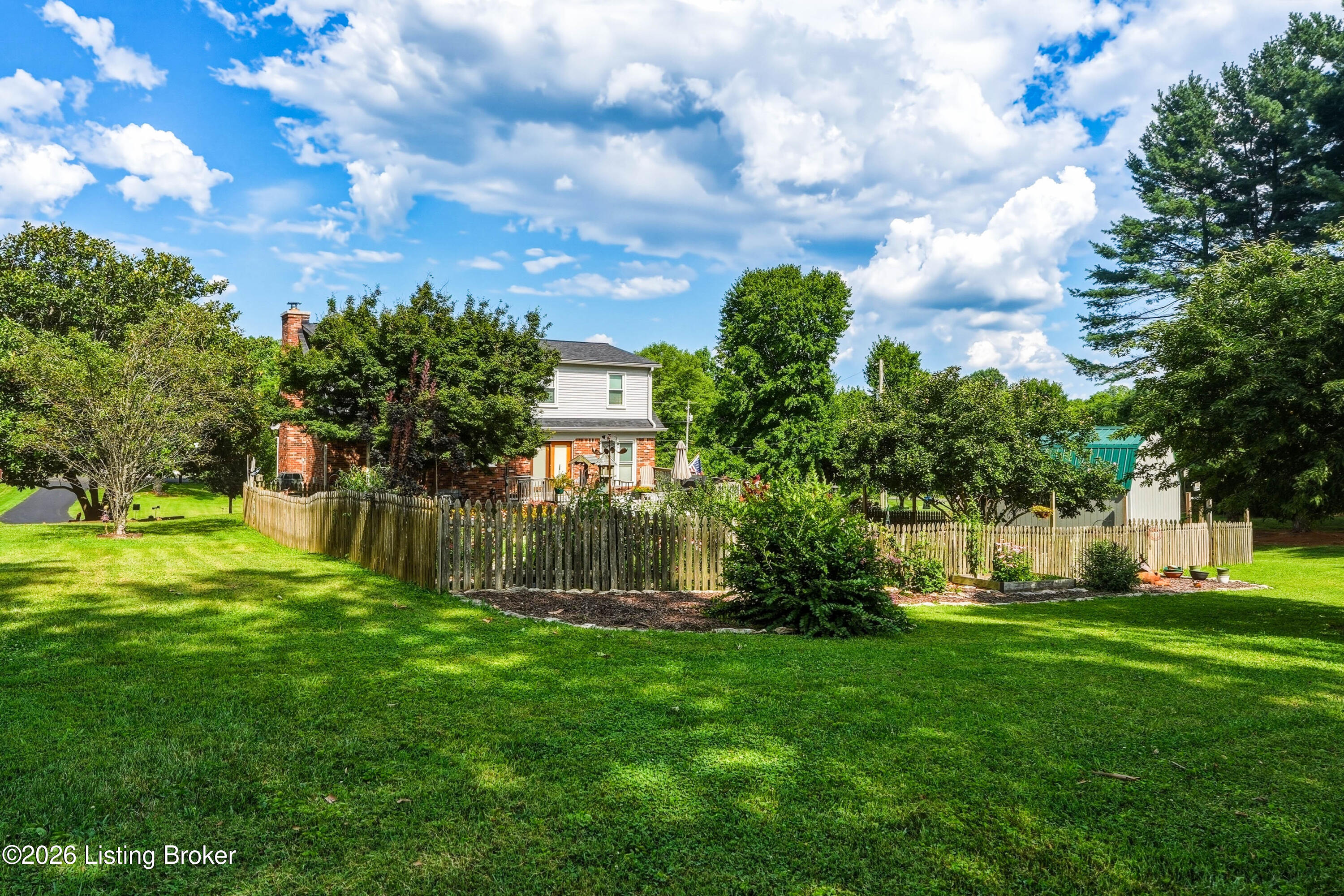 2211 Outer Circle Dr Property Photo 47