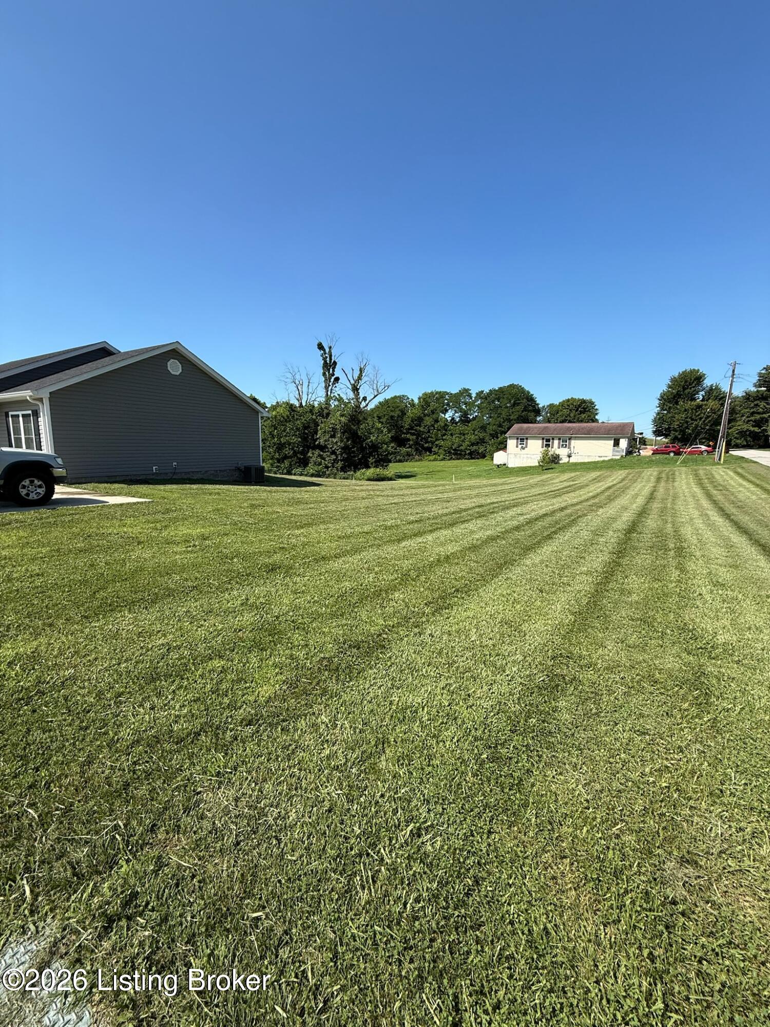 22 Temple Dr Property Photo 4