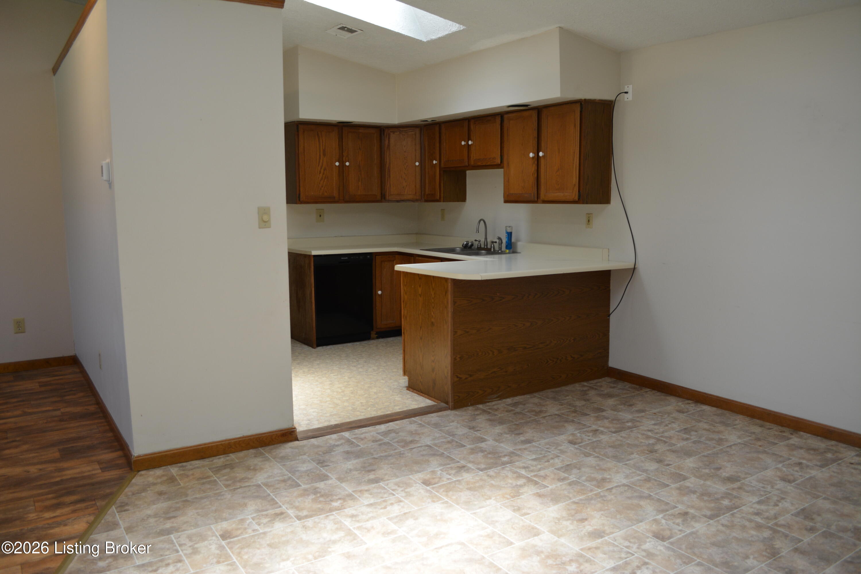 1206 Gillock Ave Property Photo 8