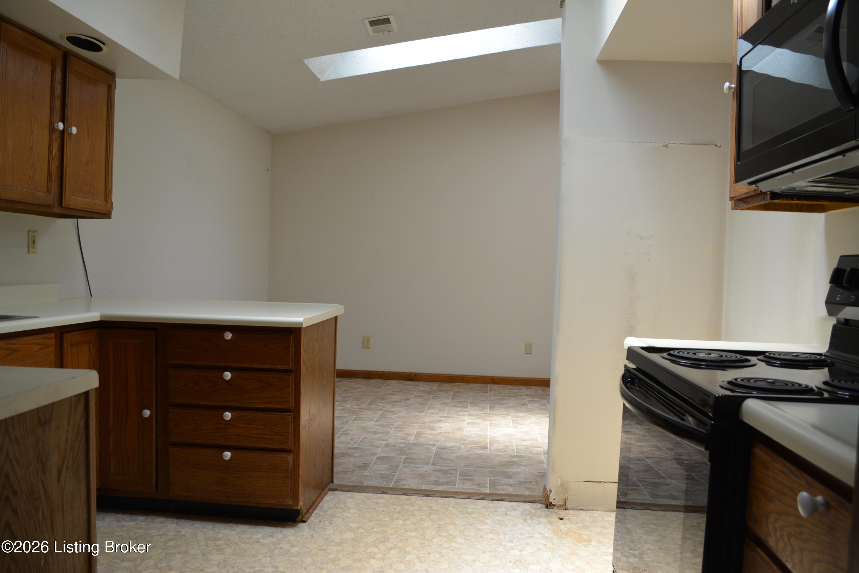1206 Gillock Ave Property Photo 9