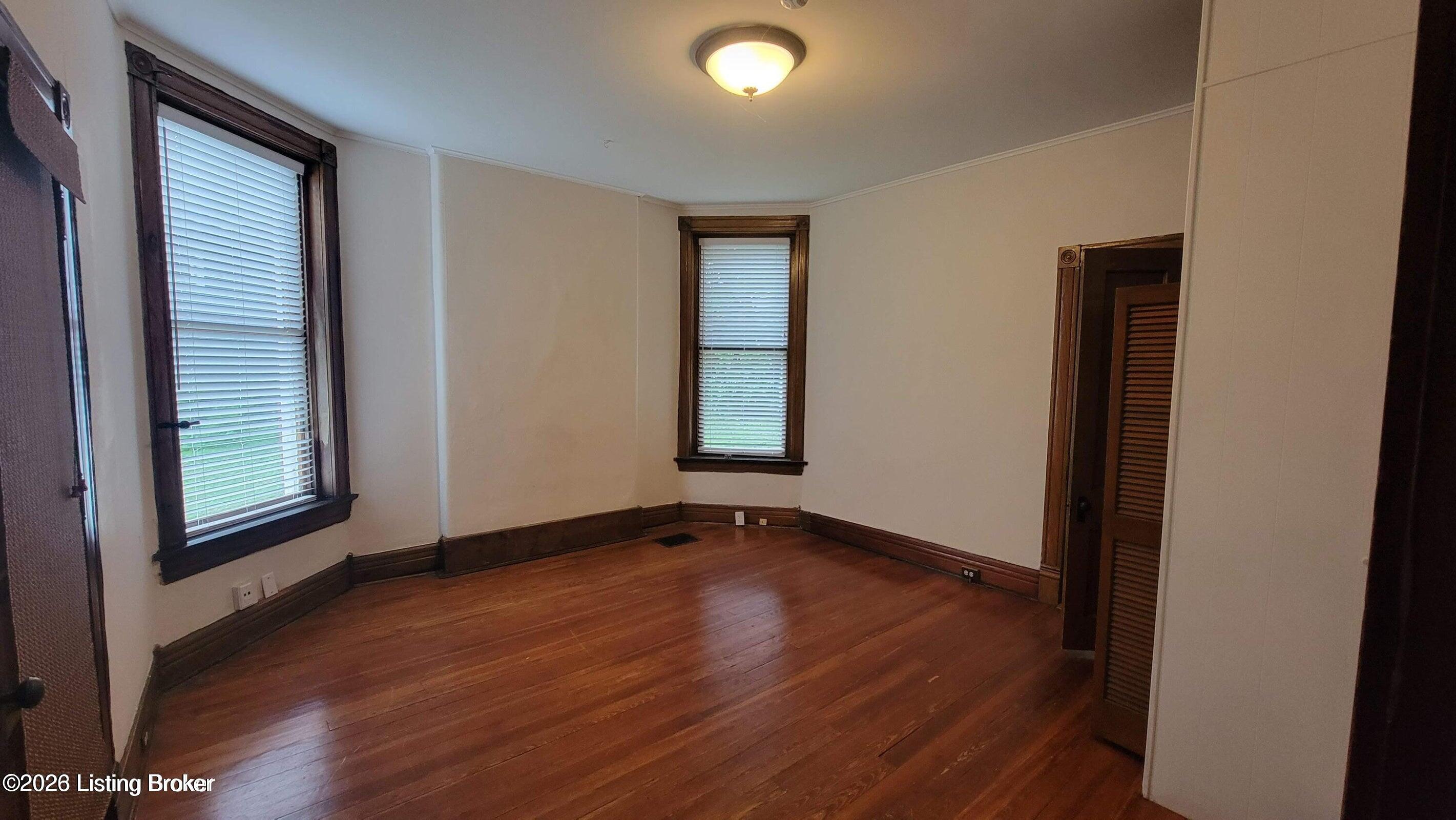 2217 Grinstead Dr Property Photo 25