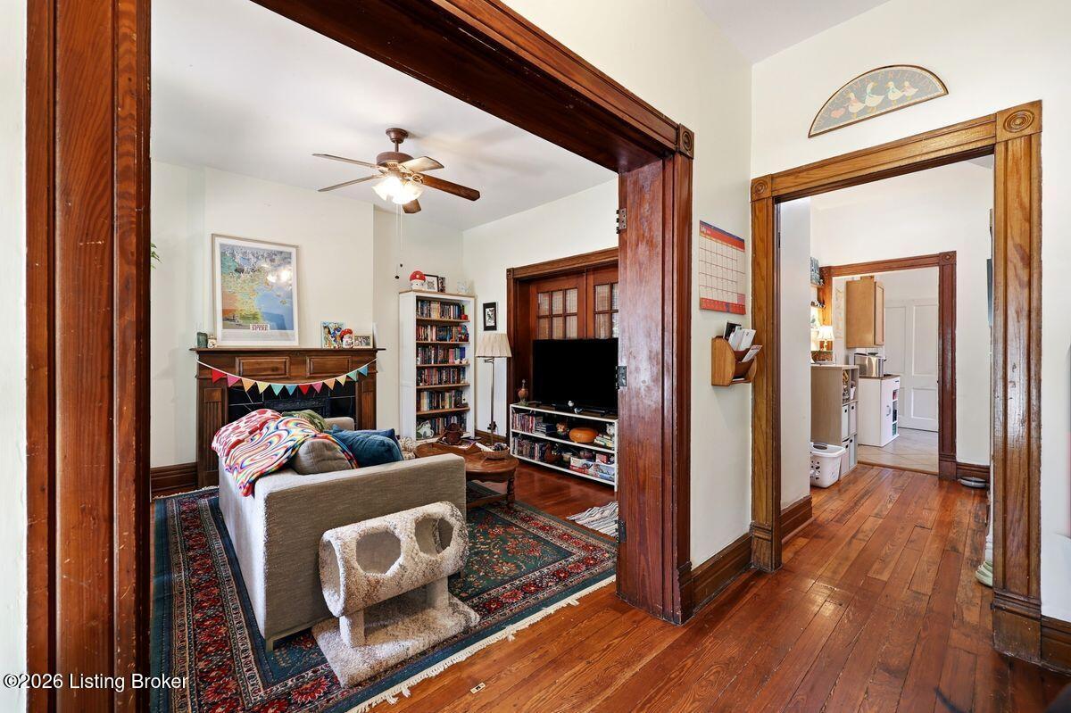 2217 Grinstead Dr Property Photo 36