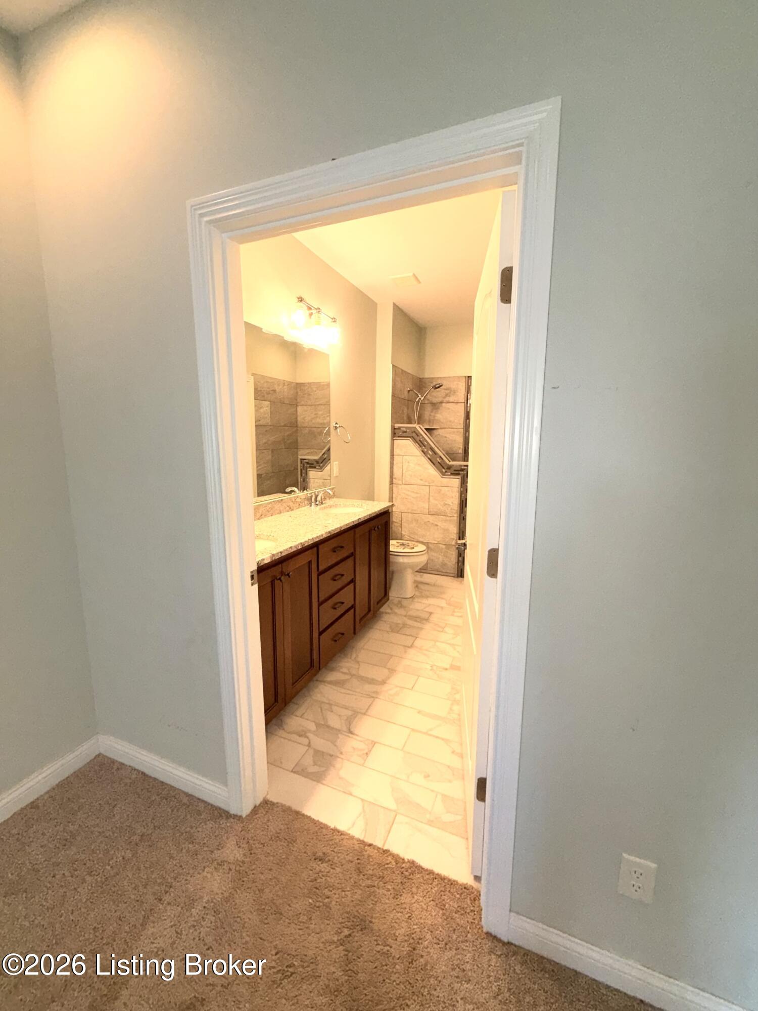 242 Potomac Property Photo 44