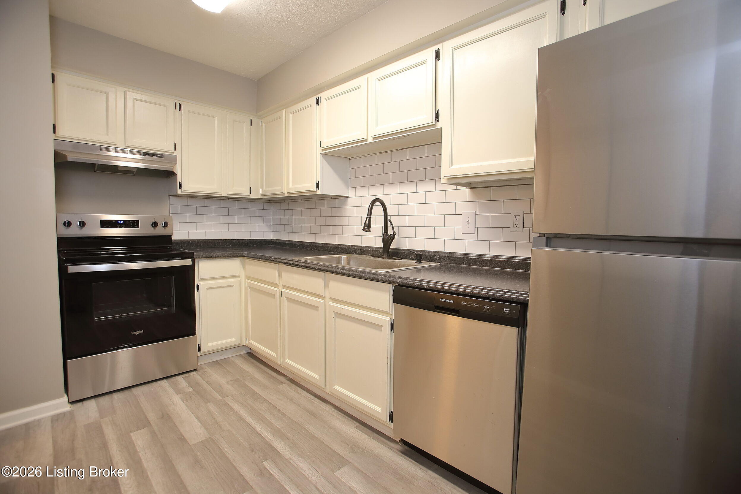 7066 Wildwood Cir 137 Property Photo 11
