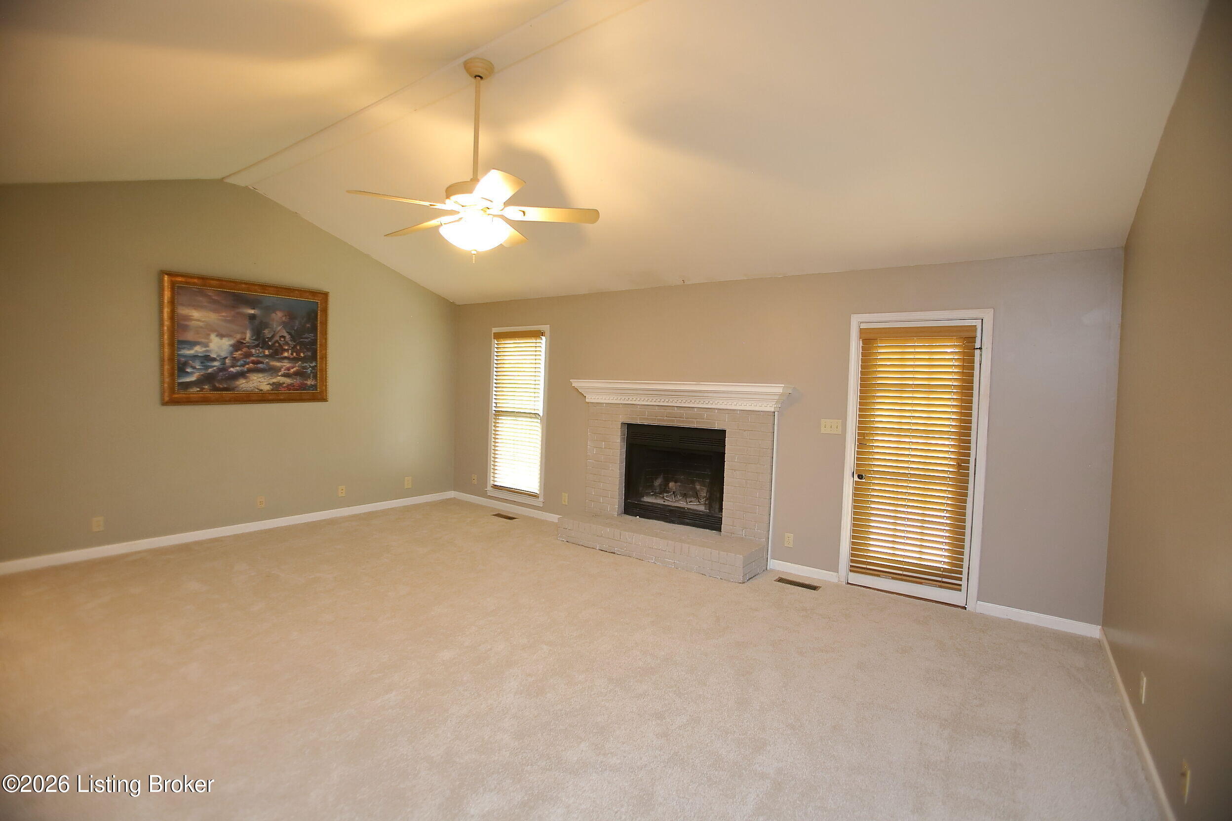 3107 Thoroughbred Ct Property Photo 9