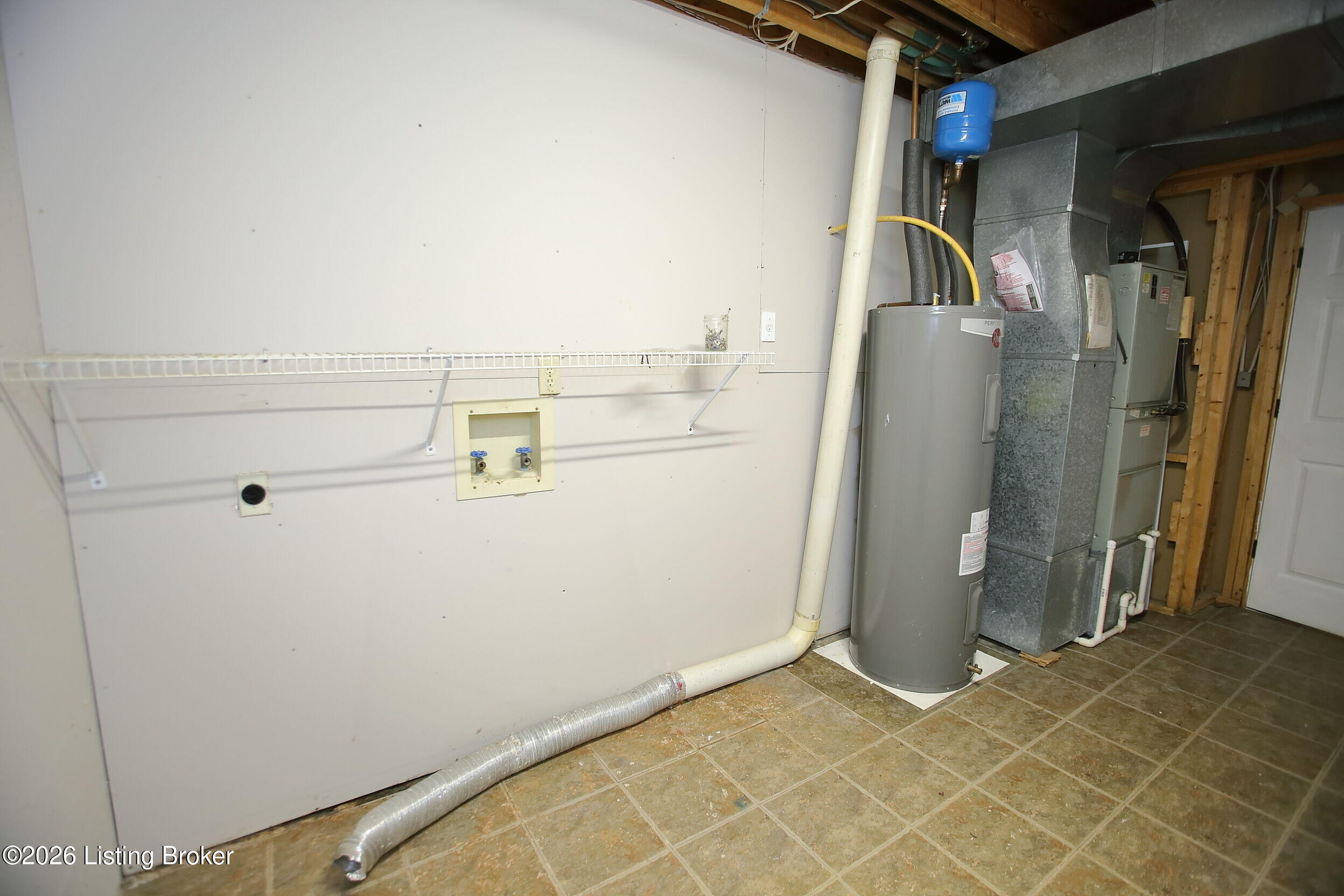 3107 Thoroughbred Ct Property Photo 36