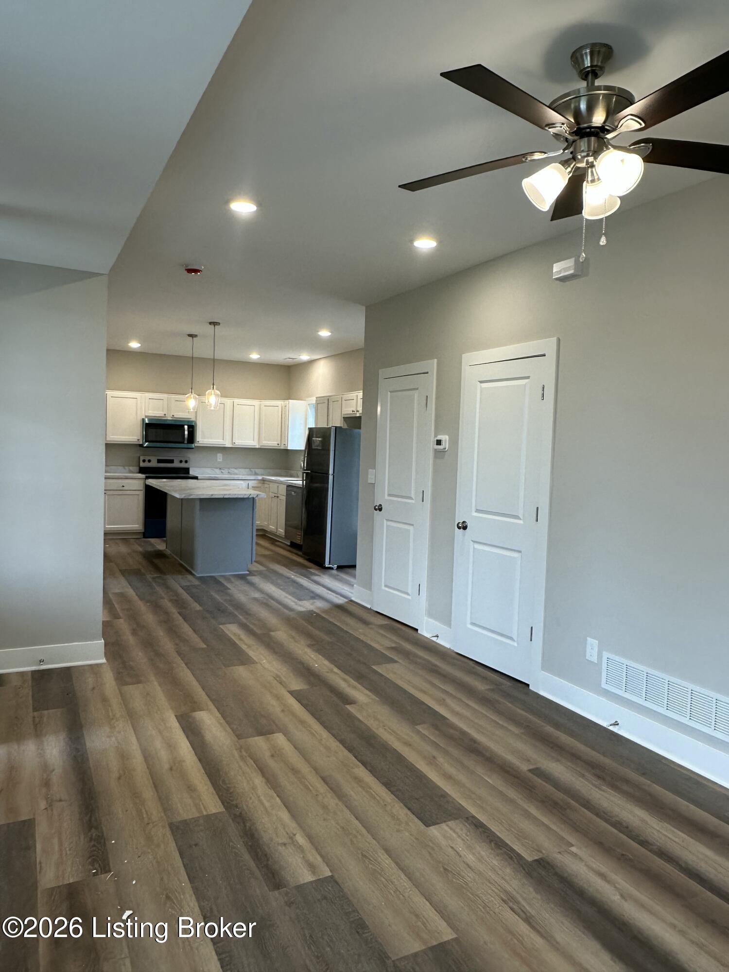 205 Tex Ave Property Photo 5