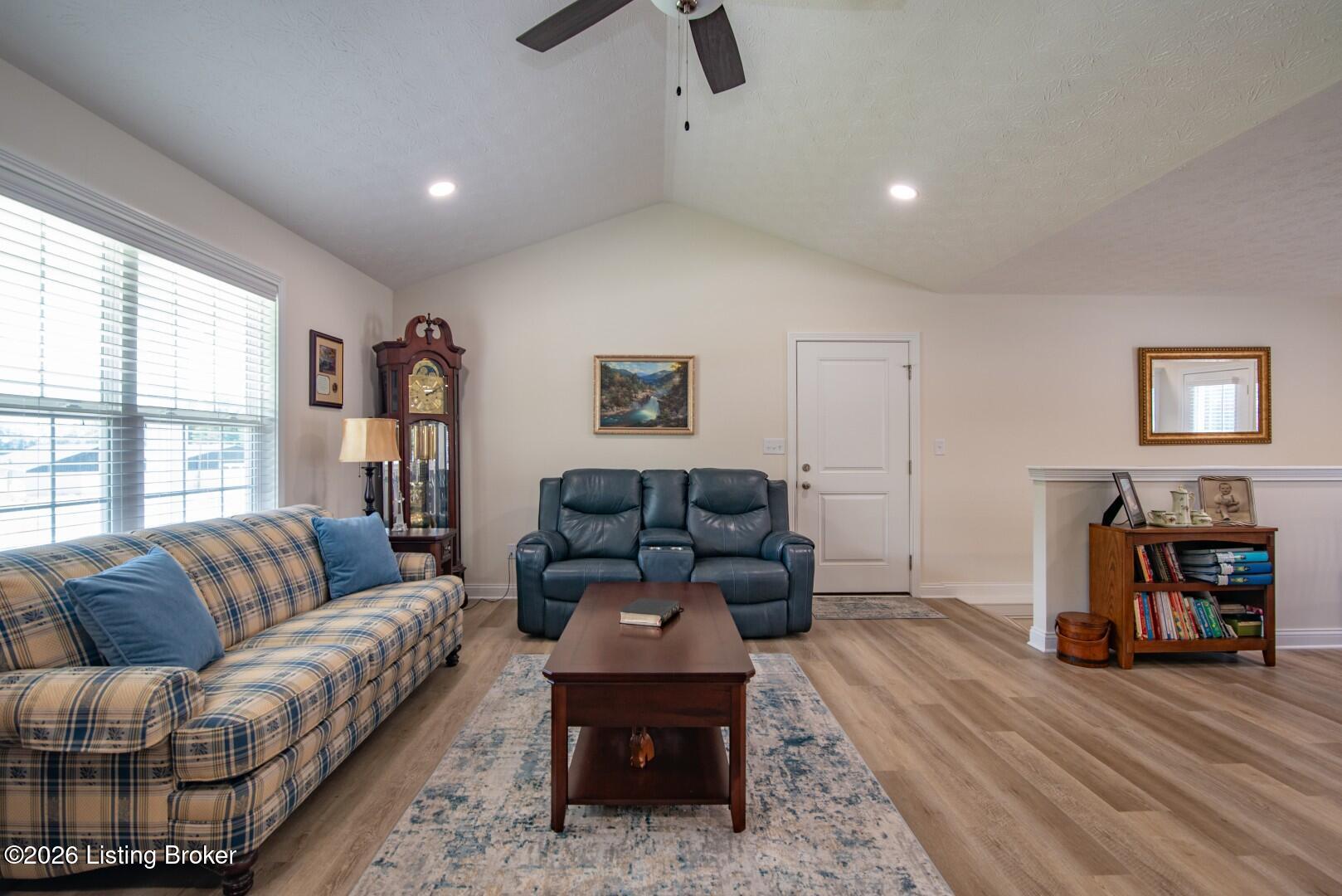 1588 Cecilia Smiths Mill Rd Property Photo 22