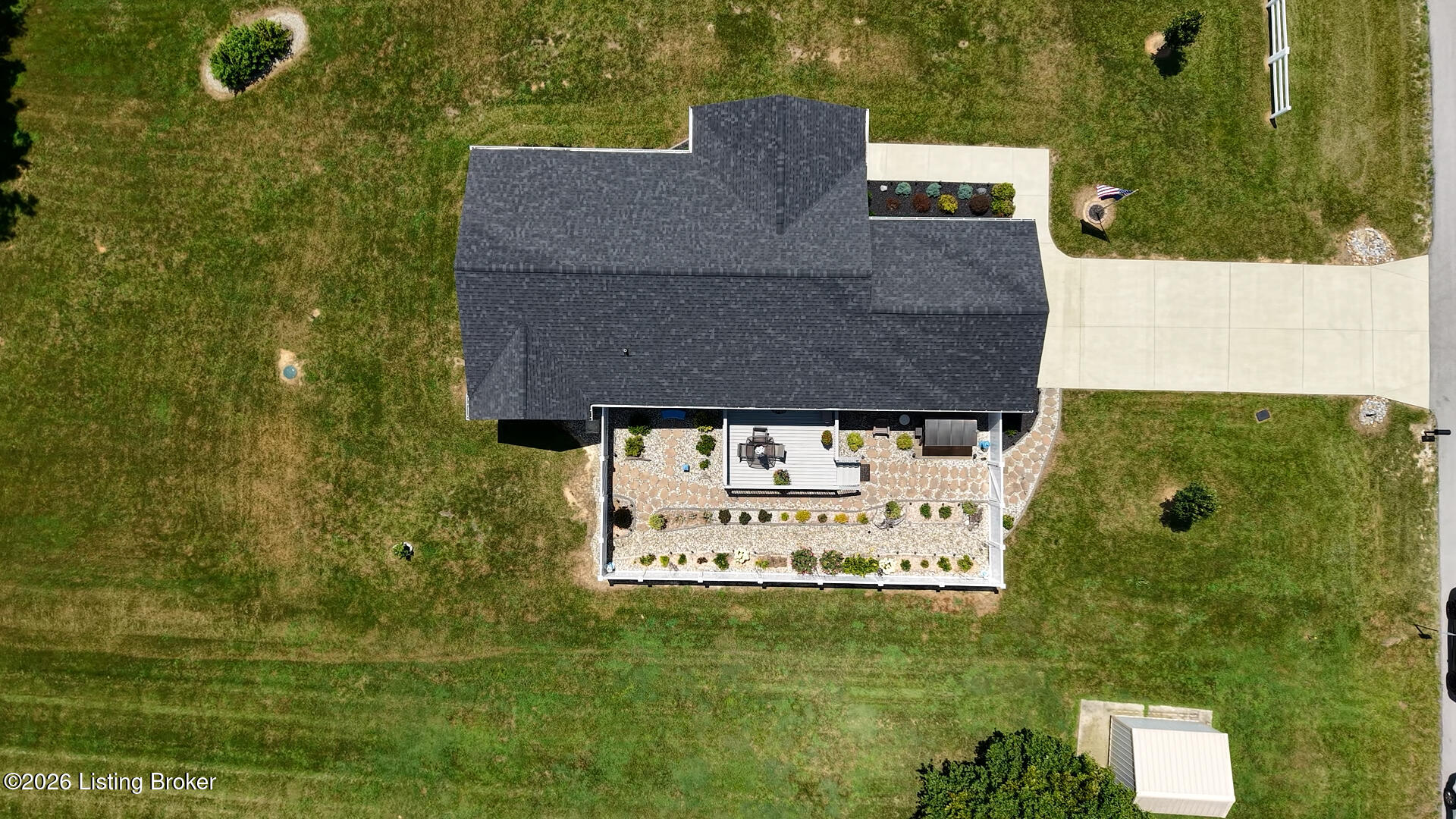 1588 Cecilia Smiths Mill Rd Property Photo 63