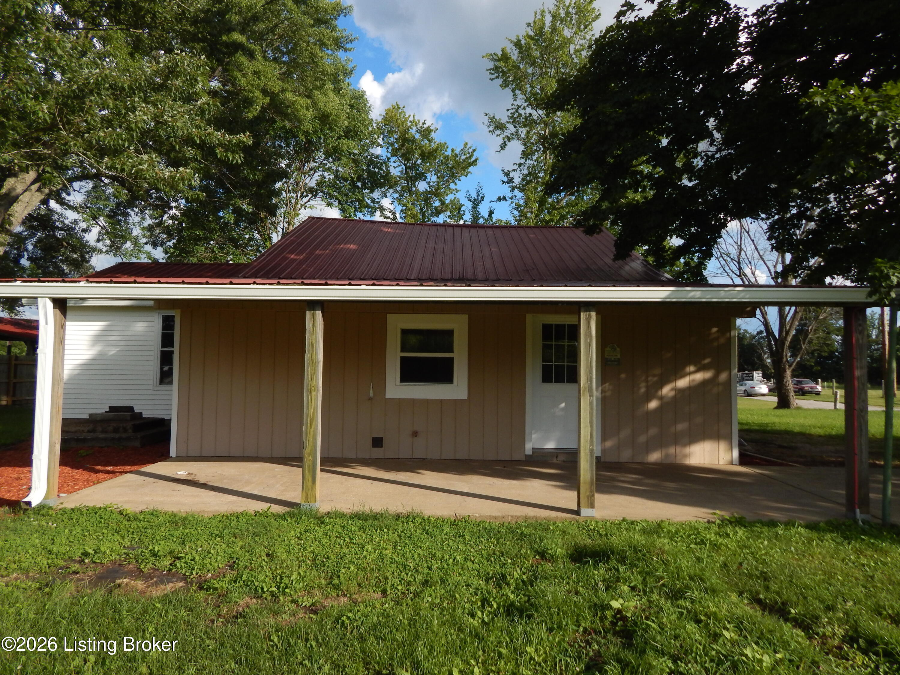 3229 N Highway 261 Property Photo 7