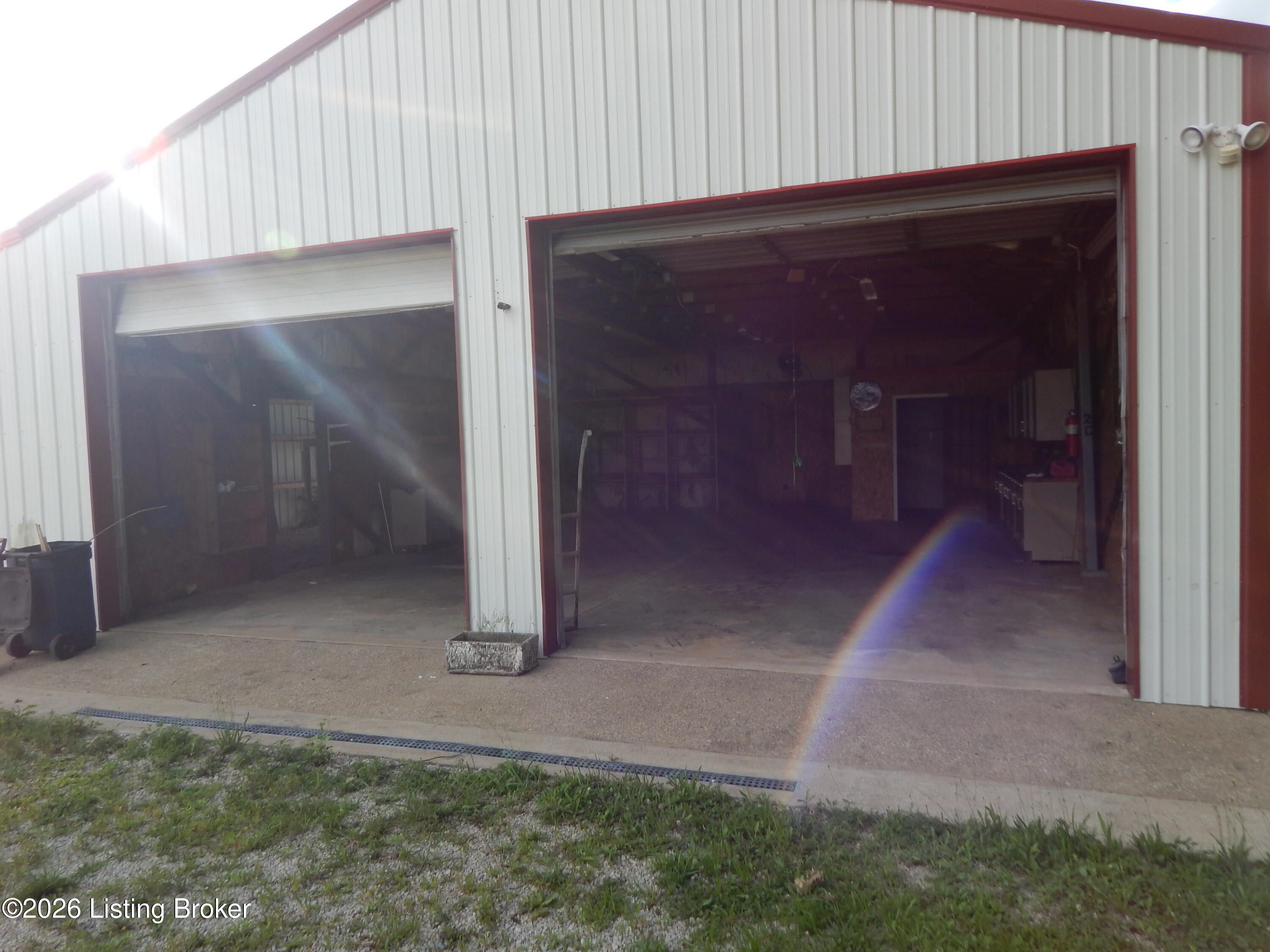 3229 N Highway 261 Property Photo 12