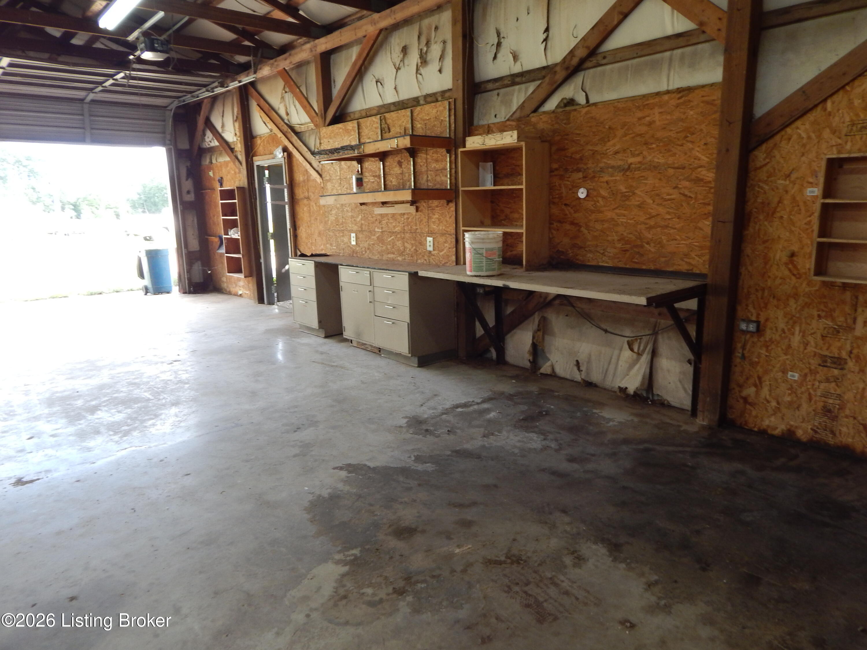 3229 N Highway 261 Property Photo 14