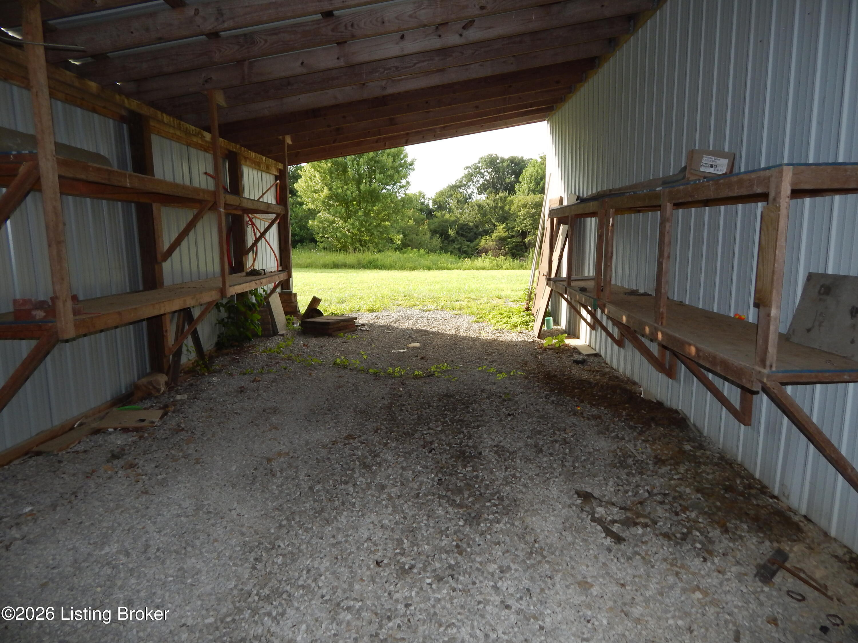3229 N Highway 261 Property Photo 15