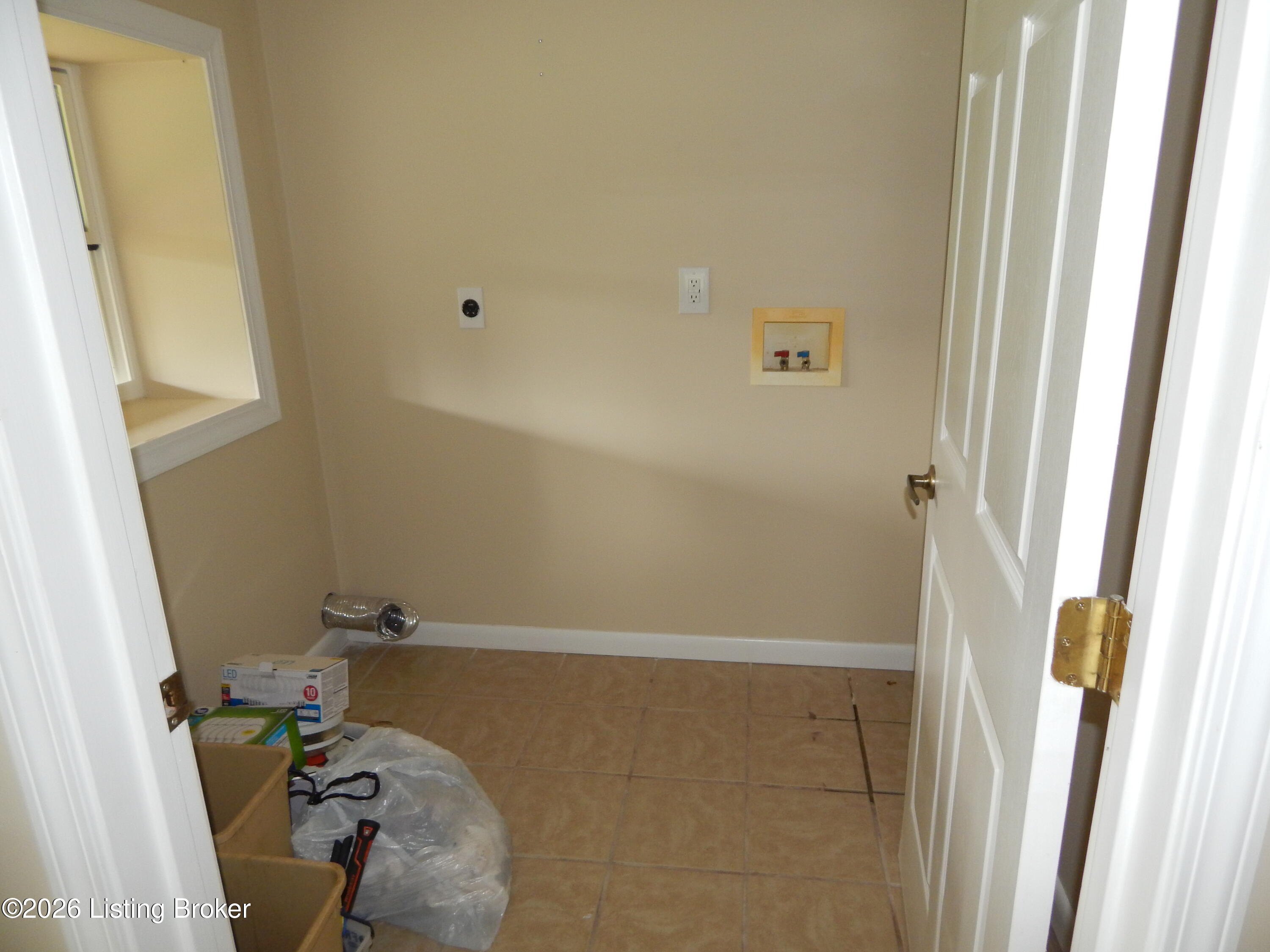 3229 N Highway 261 Property Photo 21