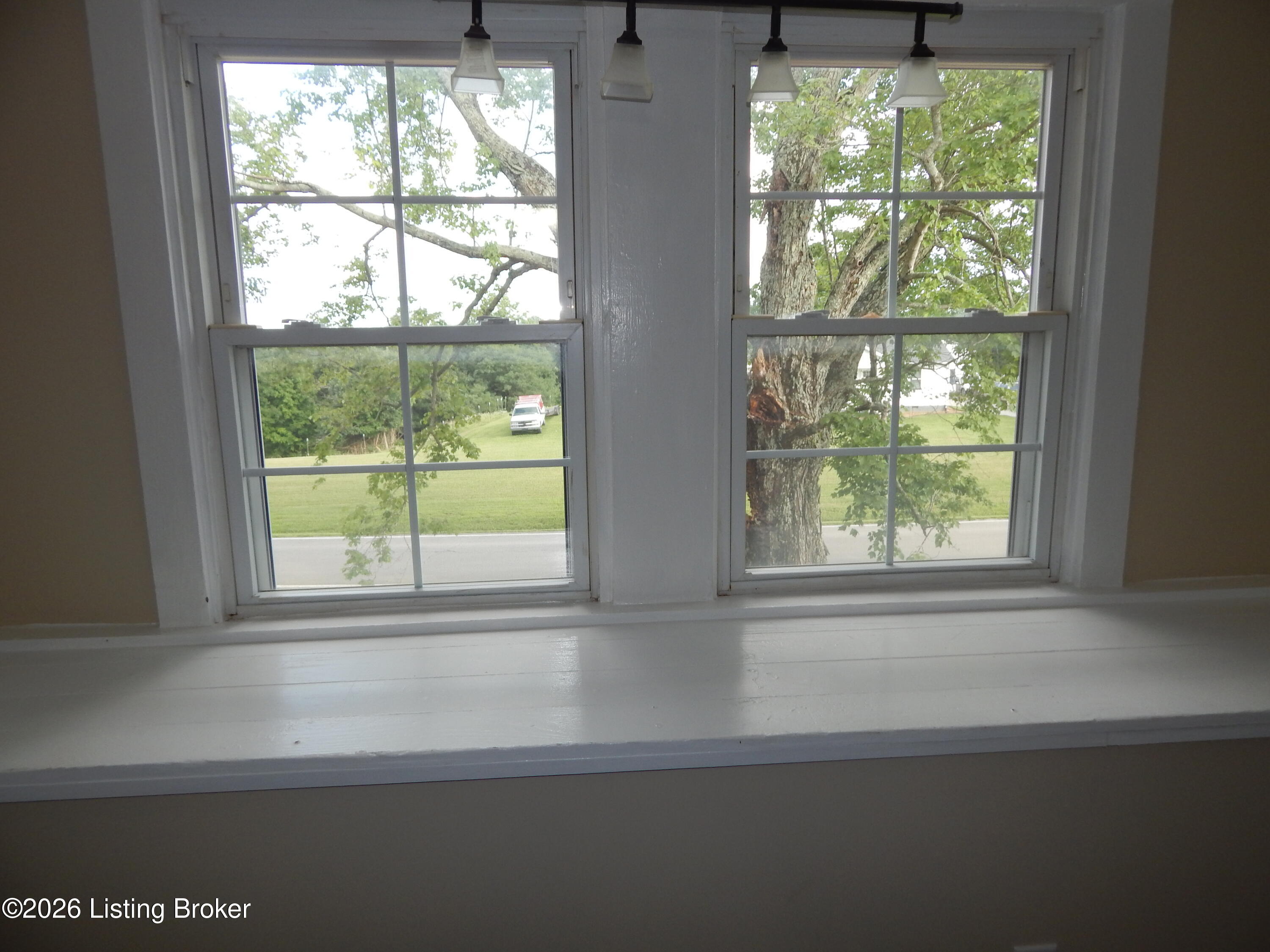 3229 N Highway 261 Property Photo 41
