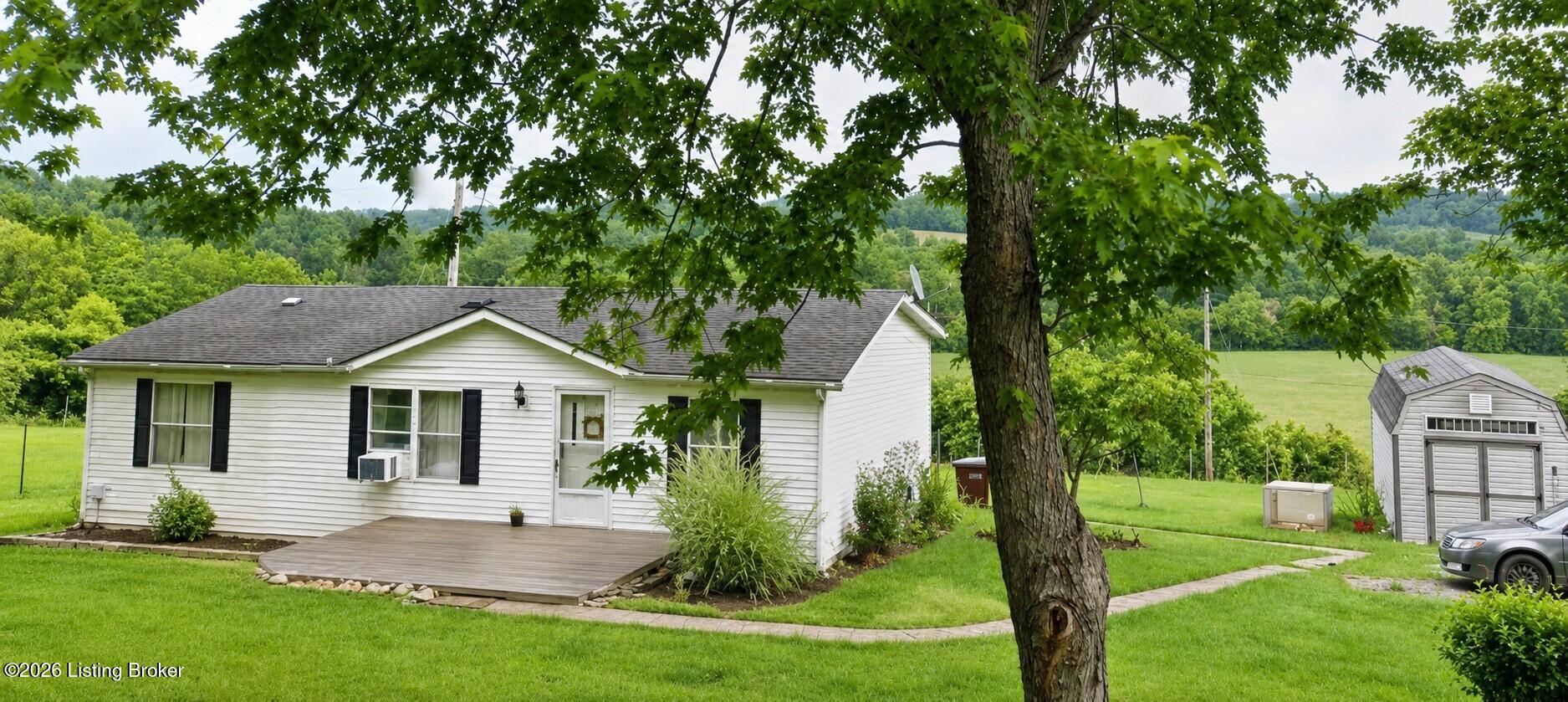 4025 Harpers Ridge Rd Property Photo 1