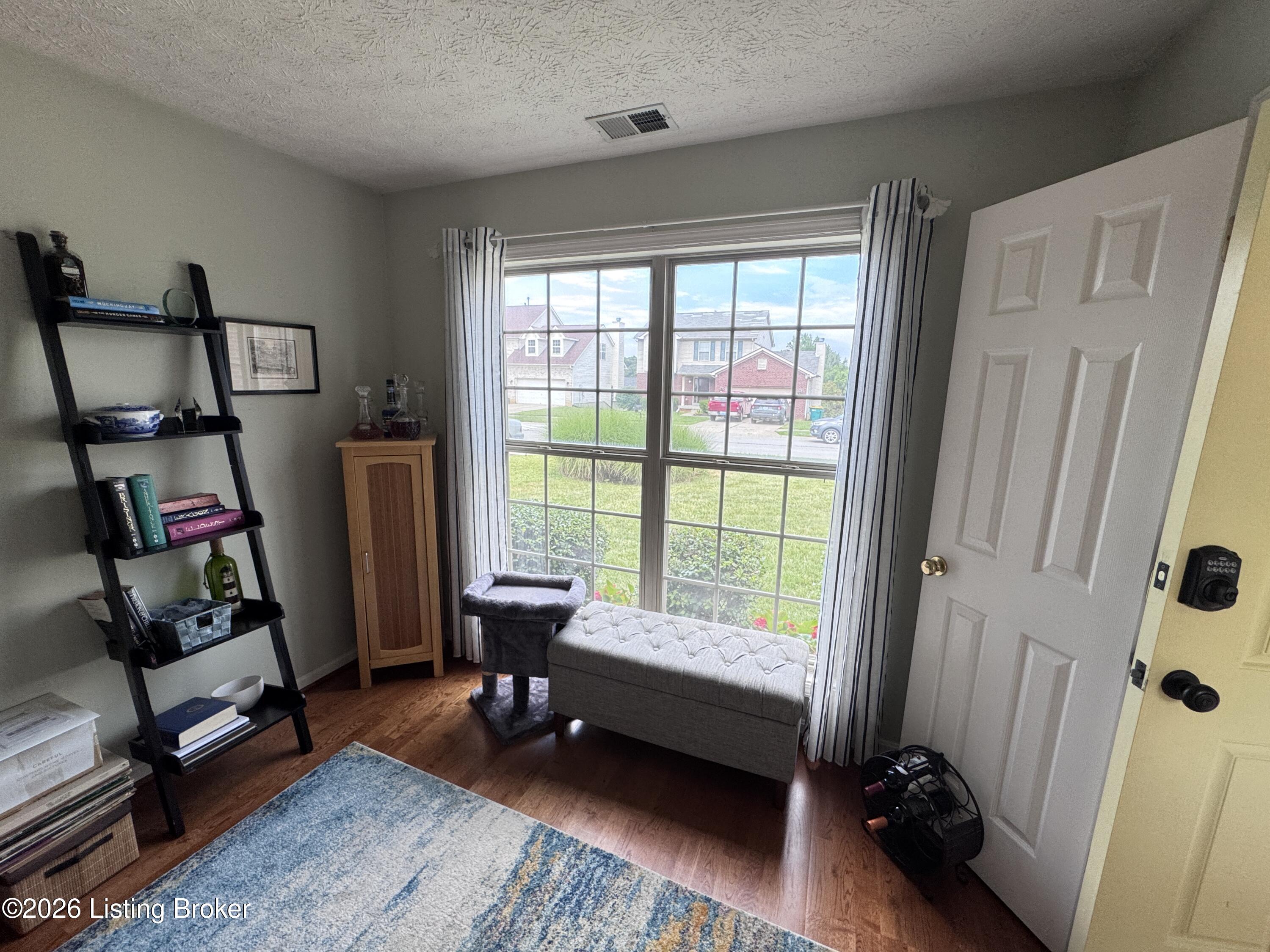 5100 Middlesex Dr Property Photo 20