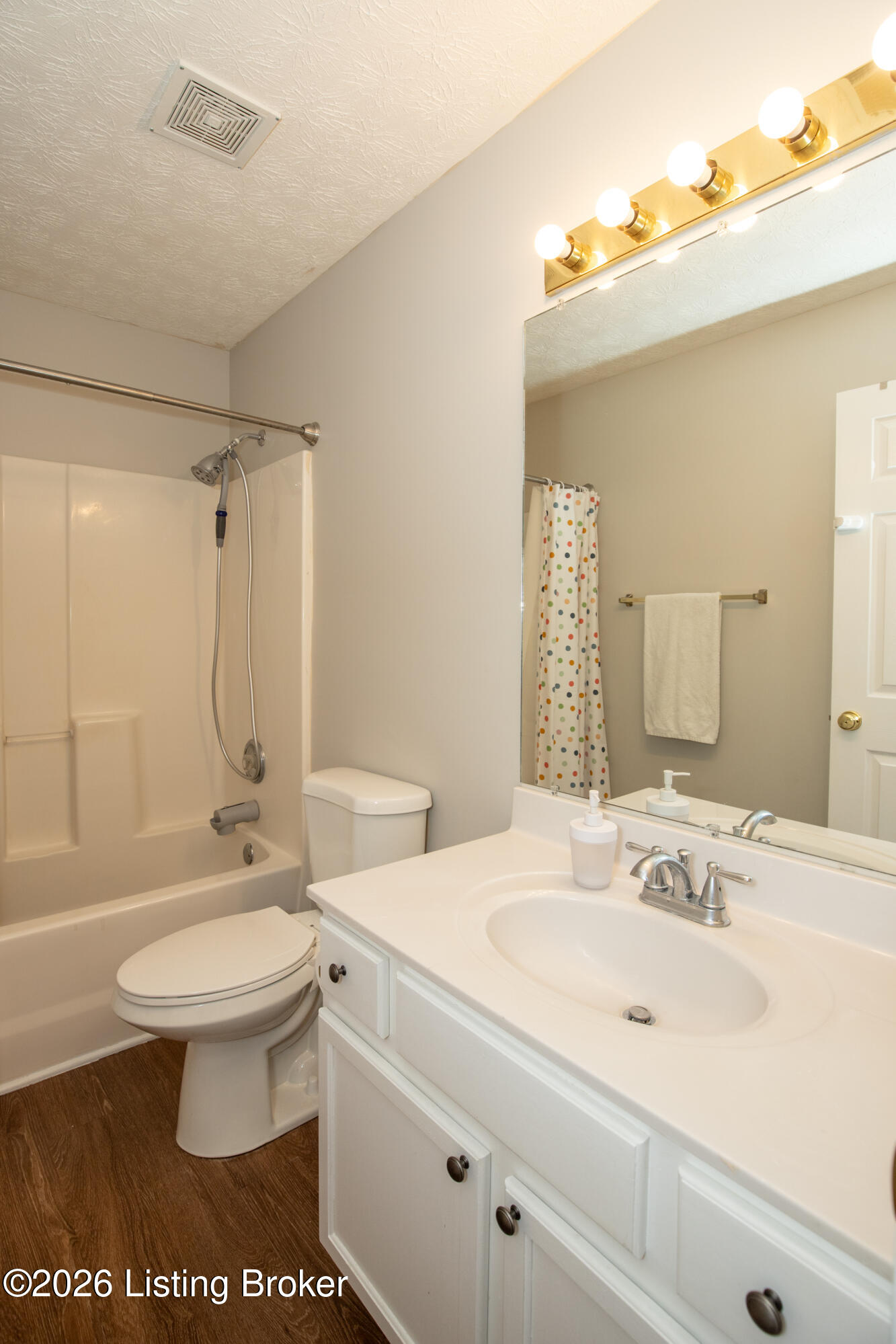 4909 Middlesex Dr Property Photo 25
