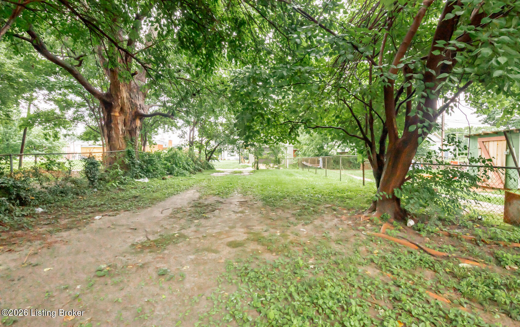718 Zane St Property Photo 14