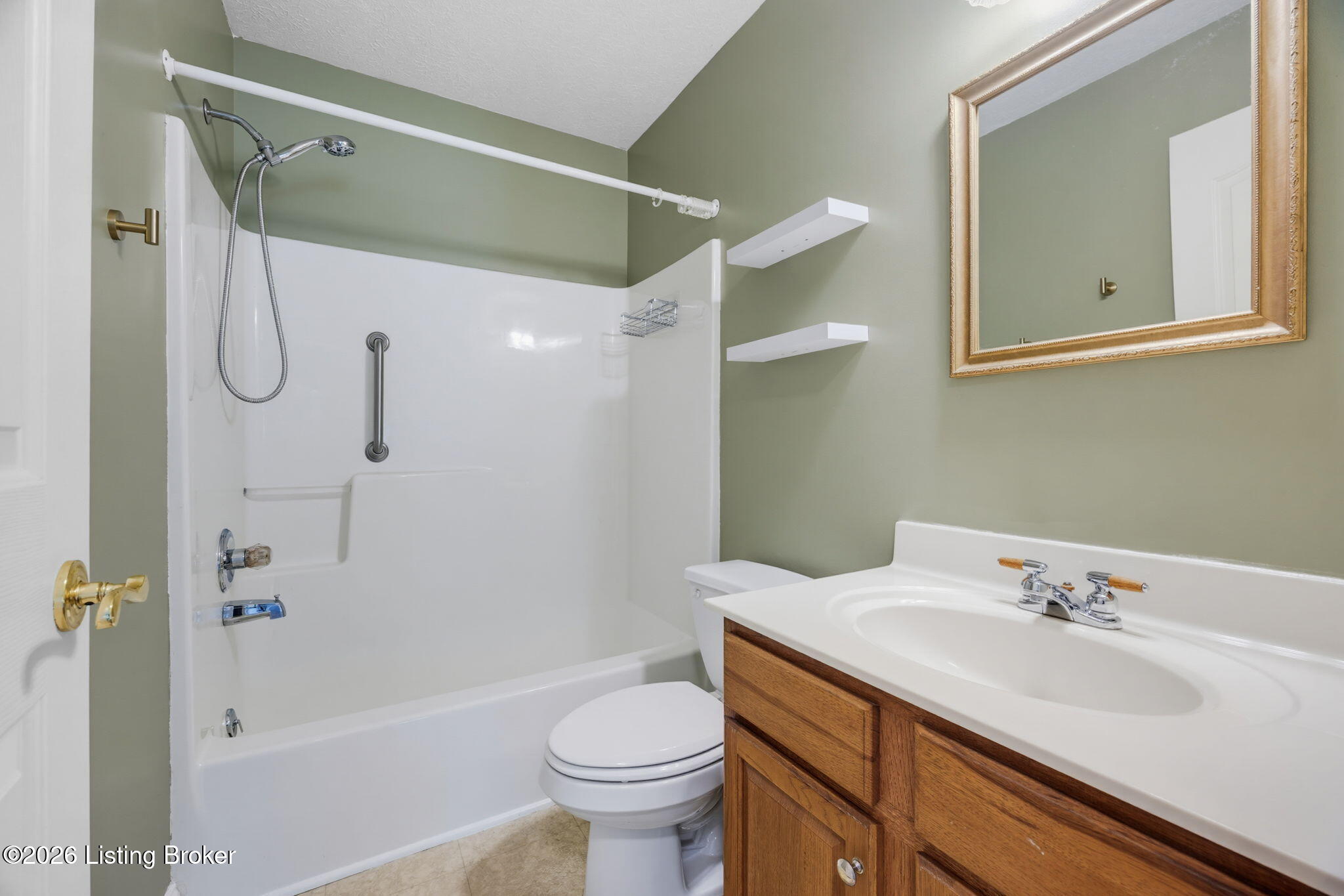 80 Gateway Ct Property Photo 14