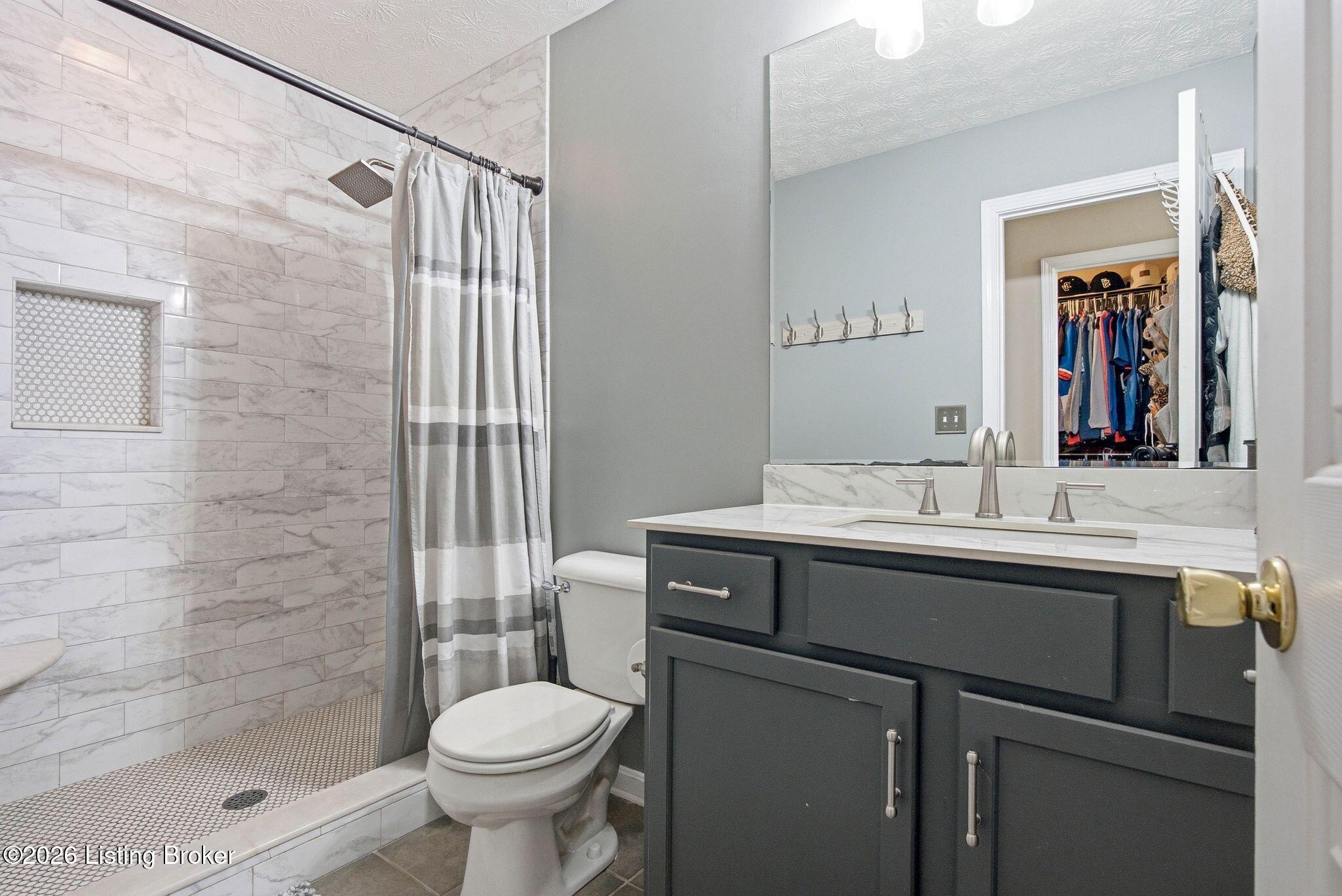 6303 Winding Stream Dr Property Photo 22