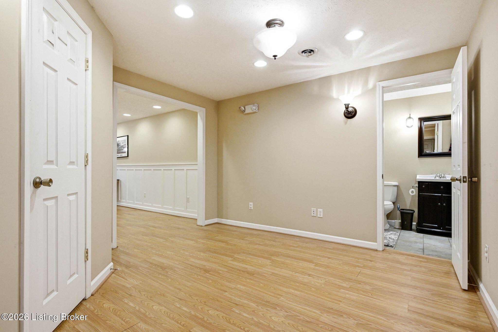 6303 Winding Stream Dr Property Photo 33