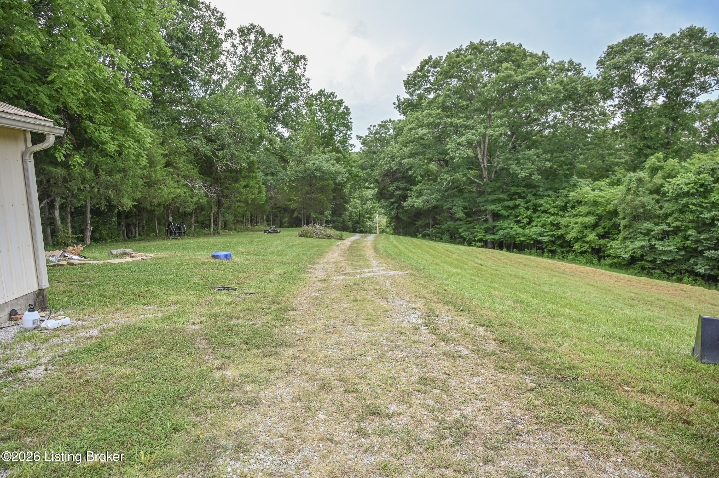 654 Gest Rd Property Photo 42