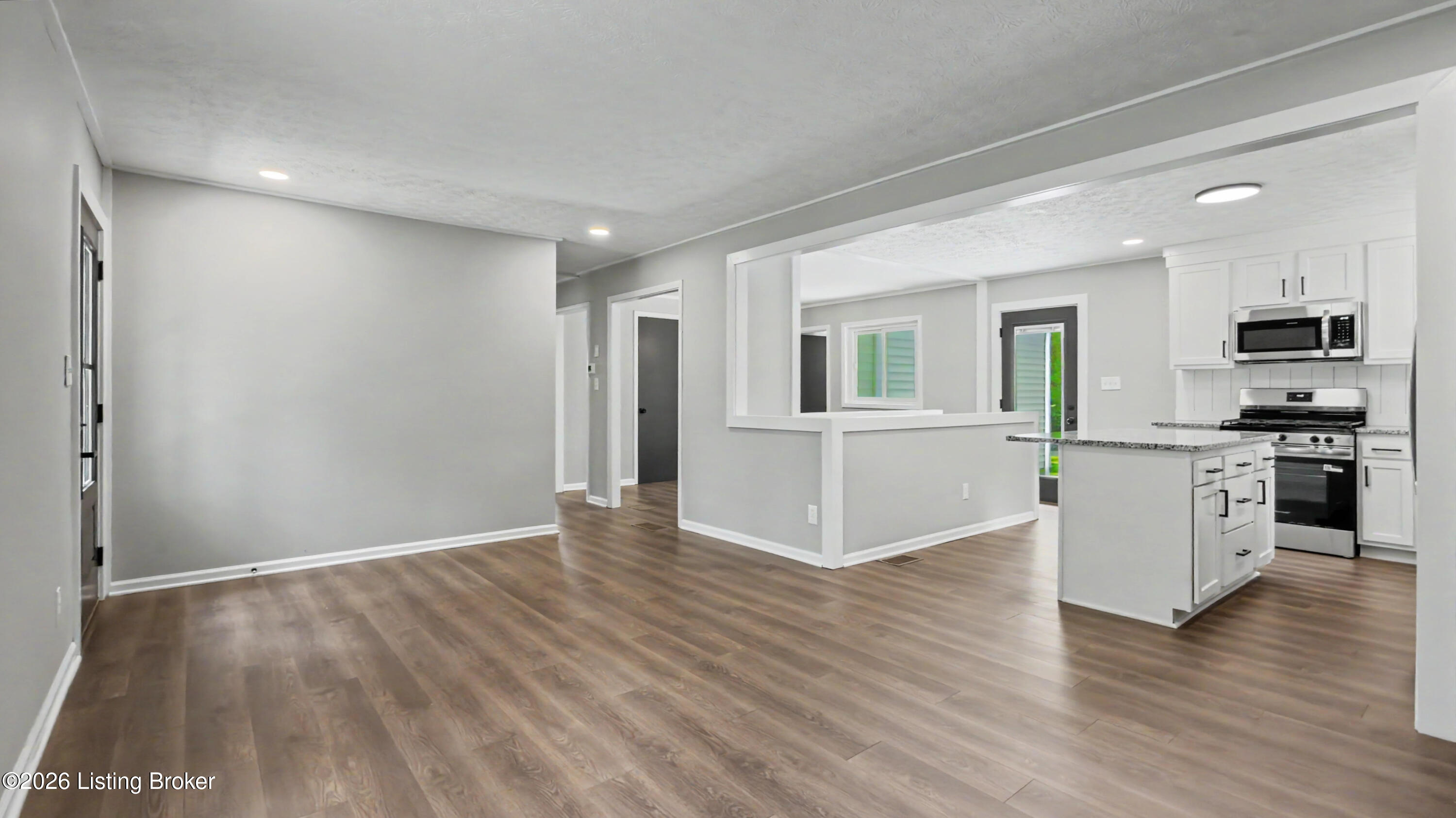 2813 Rio Rita Ave Property Photo 5