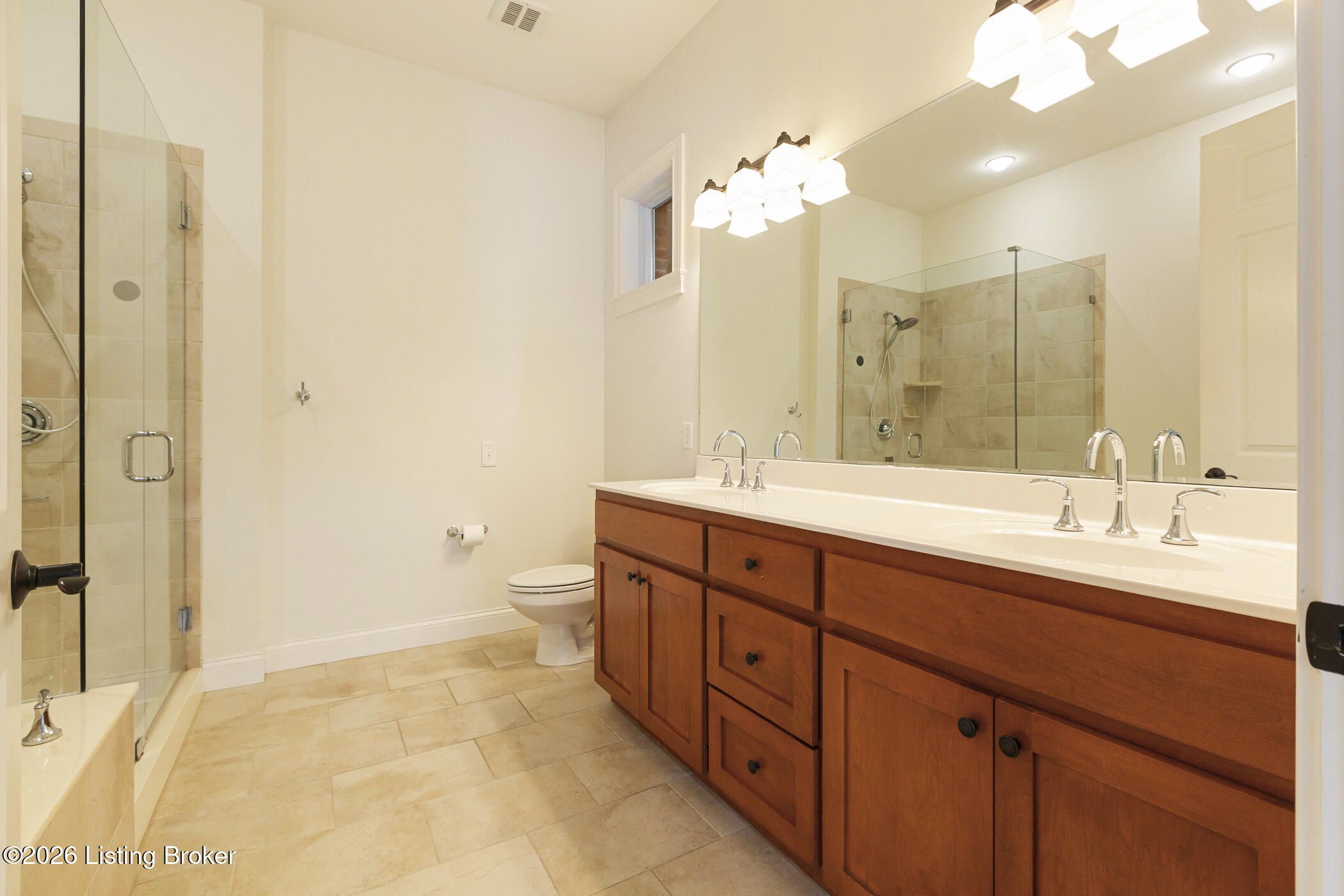 9509 Delphinium St 102 Property Photo 23