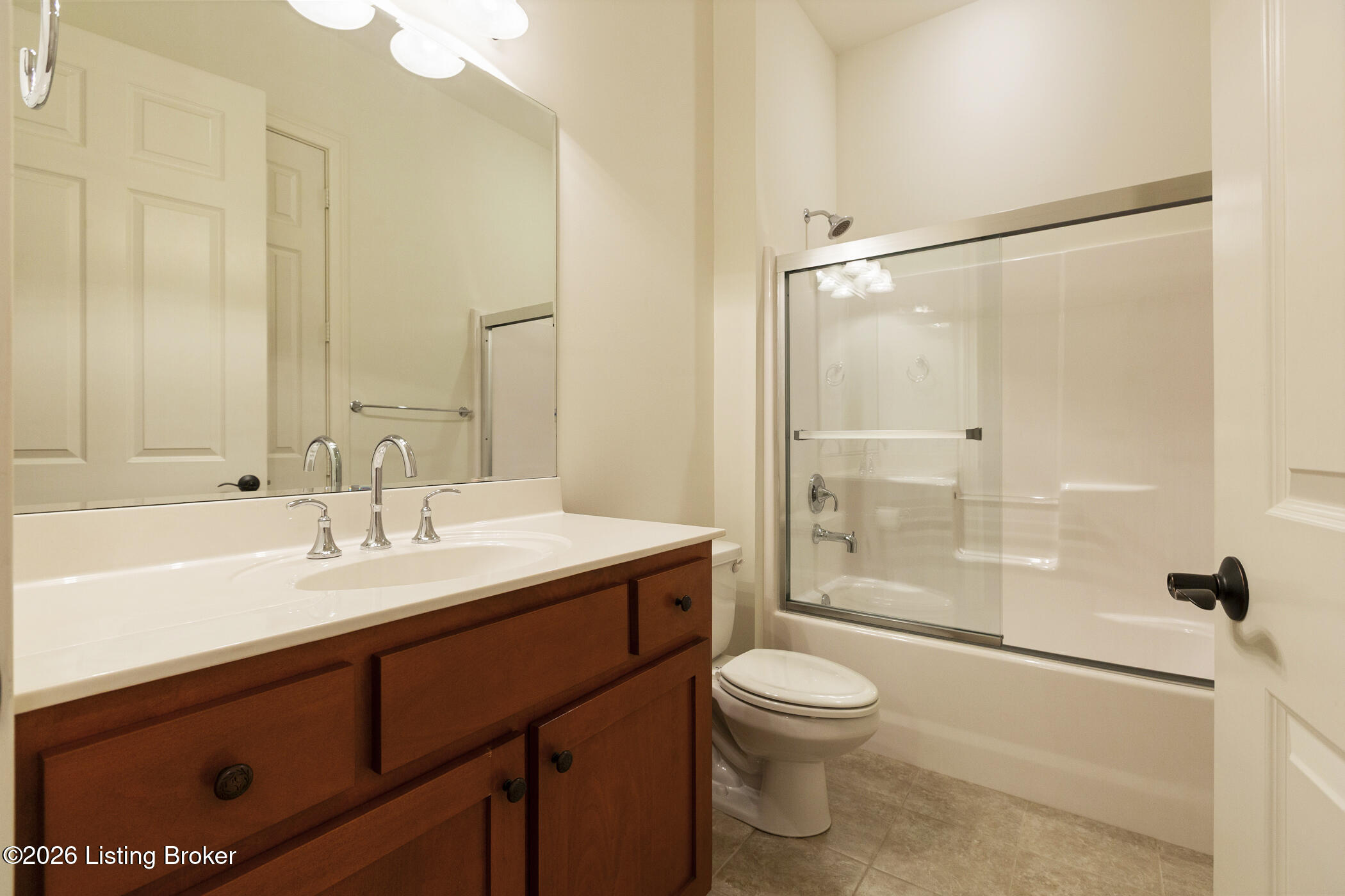 9509 Delphinium St 102 Property Photo 29