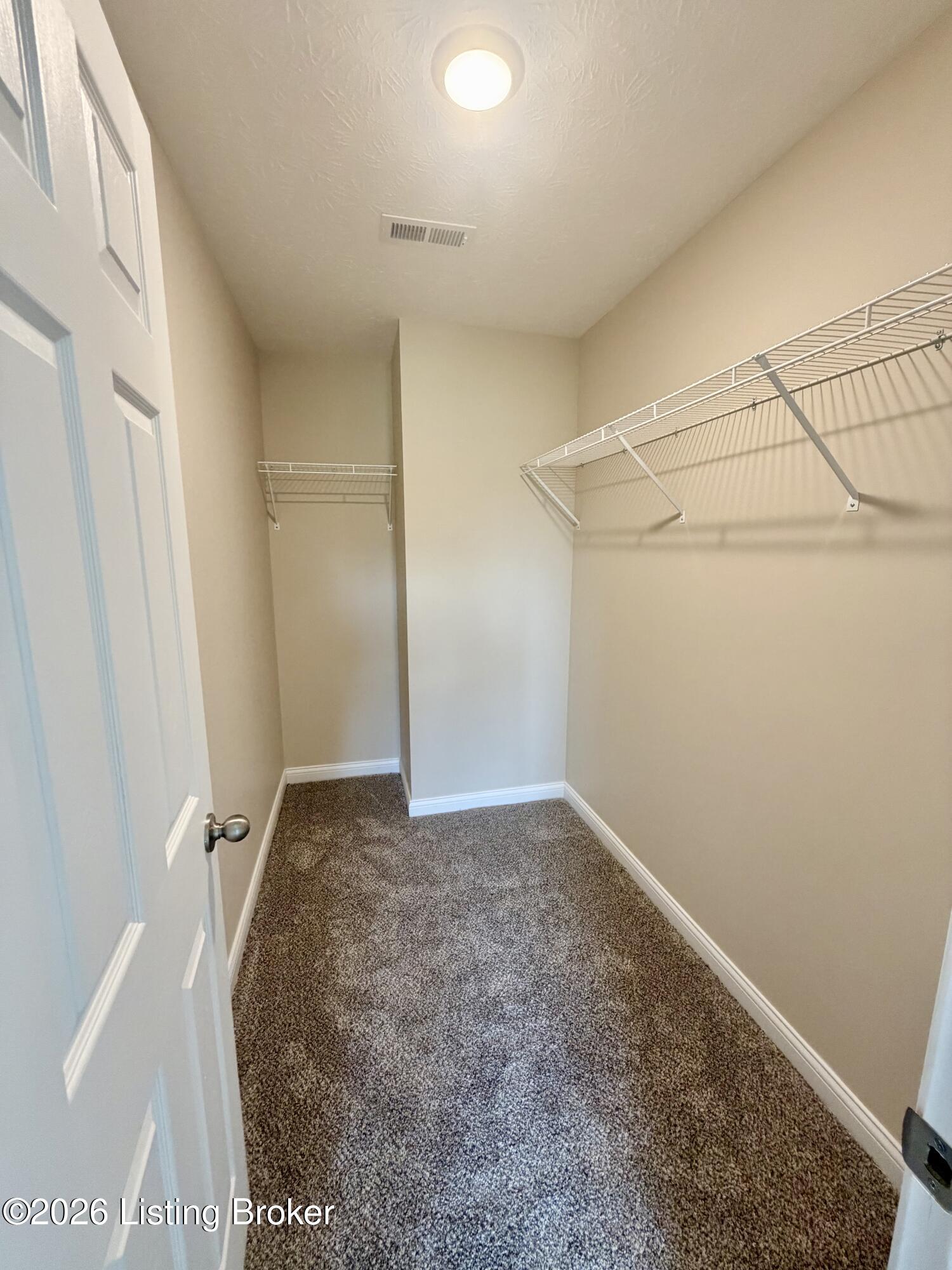 338 Breckinridge Cir Property Photo 7