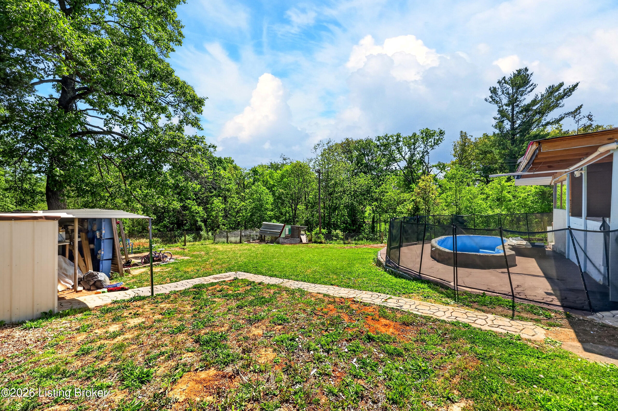 448 New St Property Photo 36