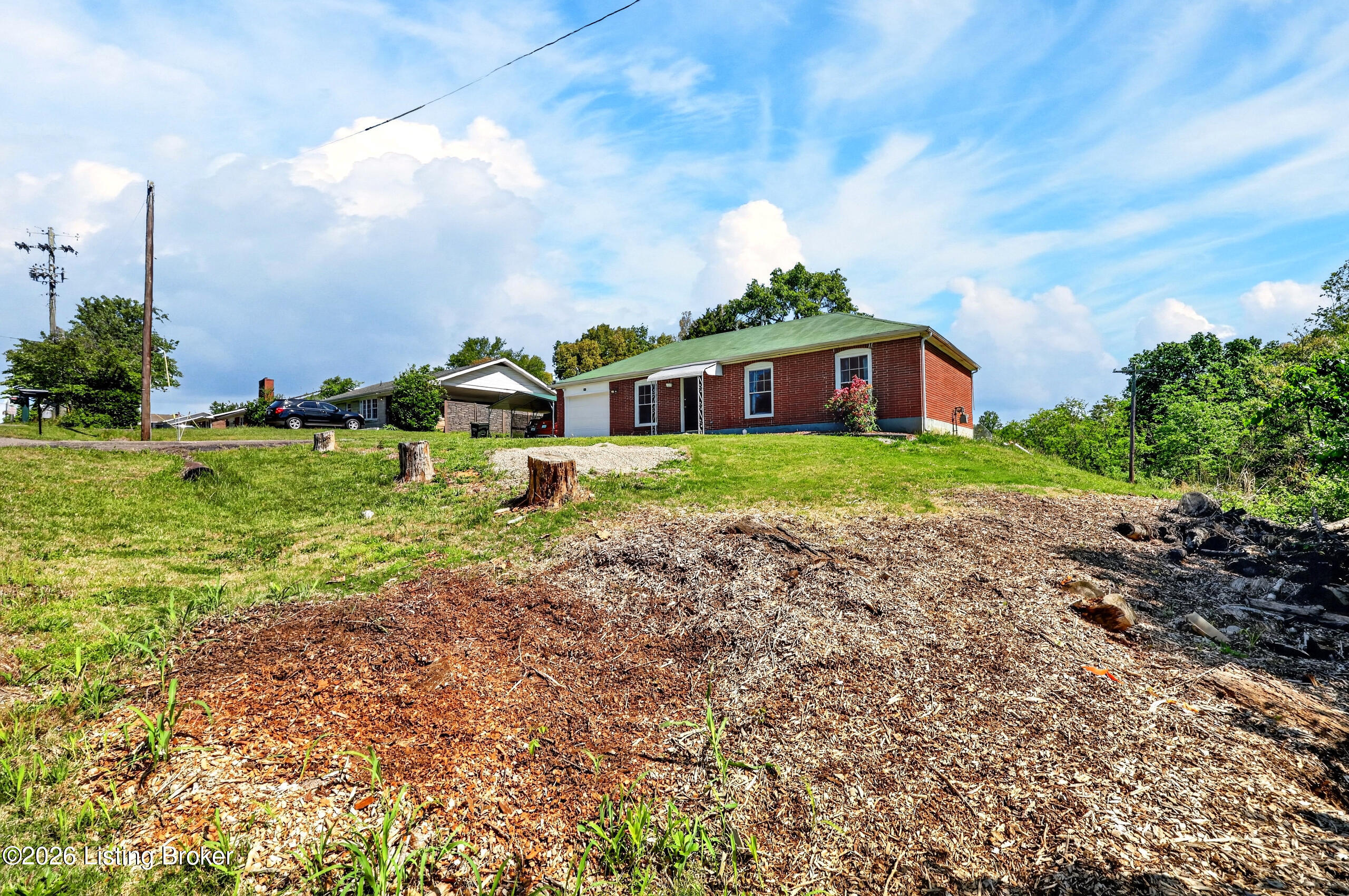 448 New St Property Photo 39