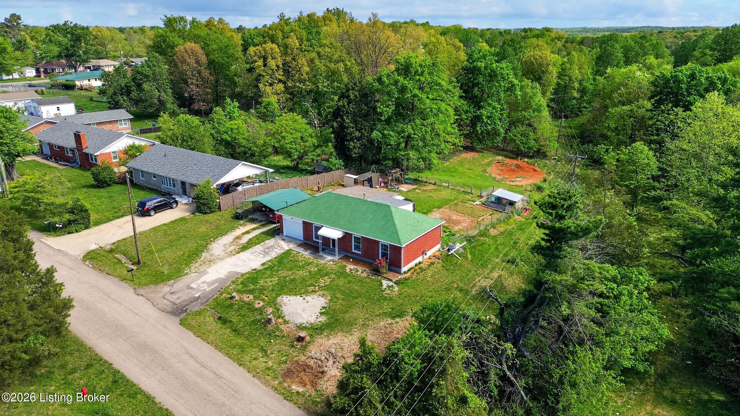 448 New St Property Photo 42